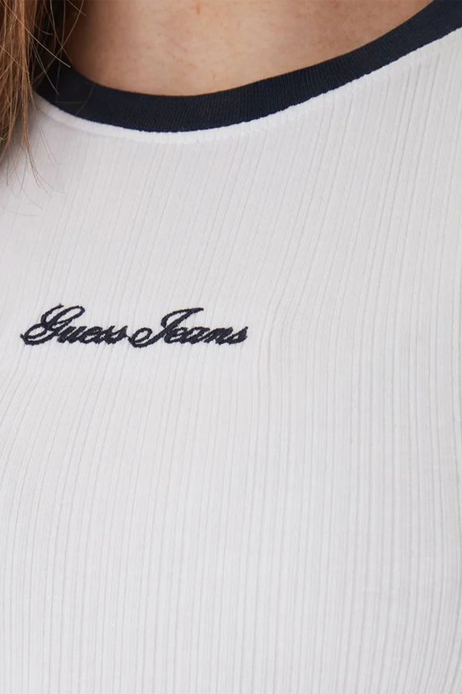 Жіноча біла футболка Guess Jeans W6GPA9.KF641;G011