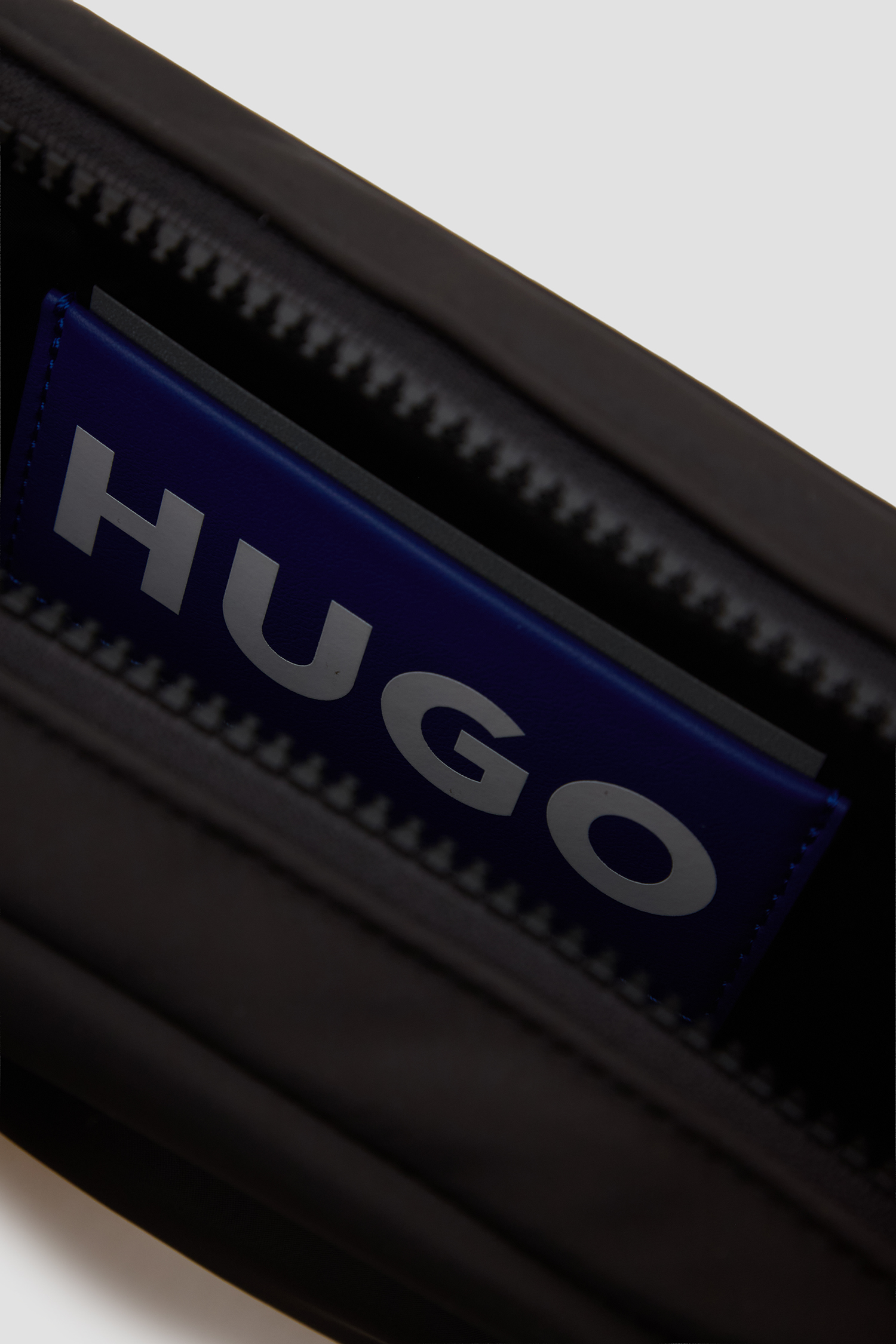 Чоловіча чорна сумка HUGO BLUE 50558577;001