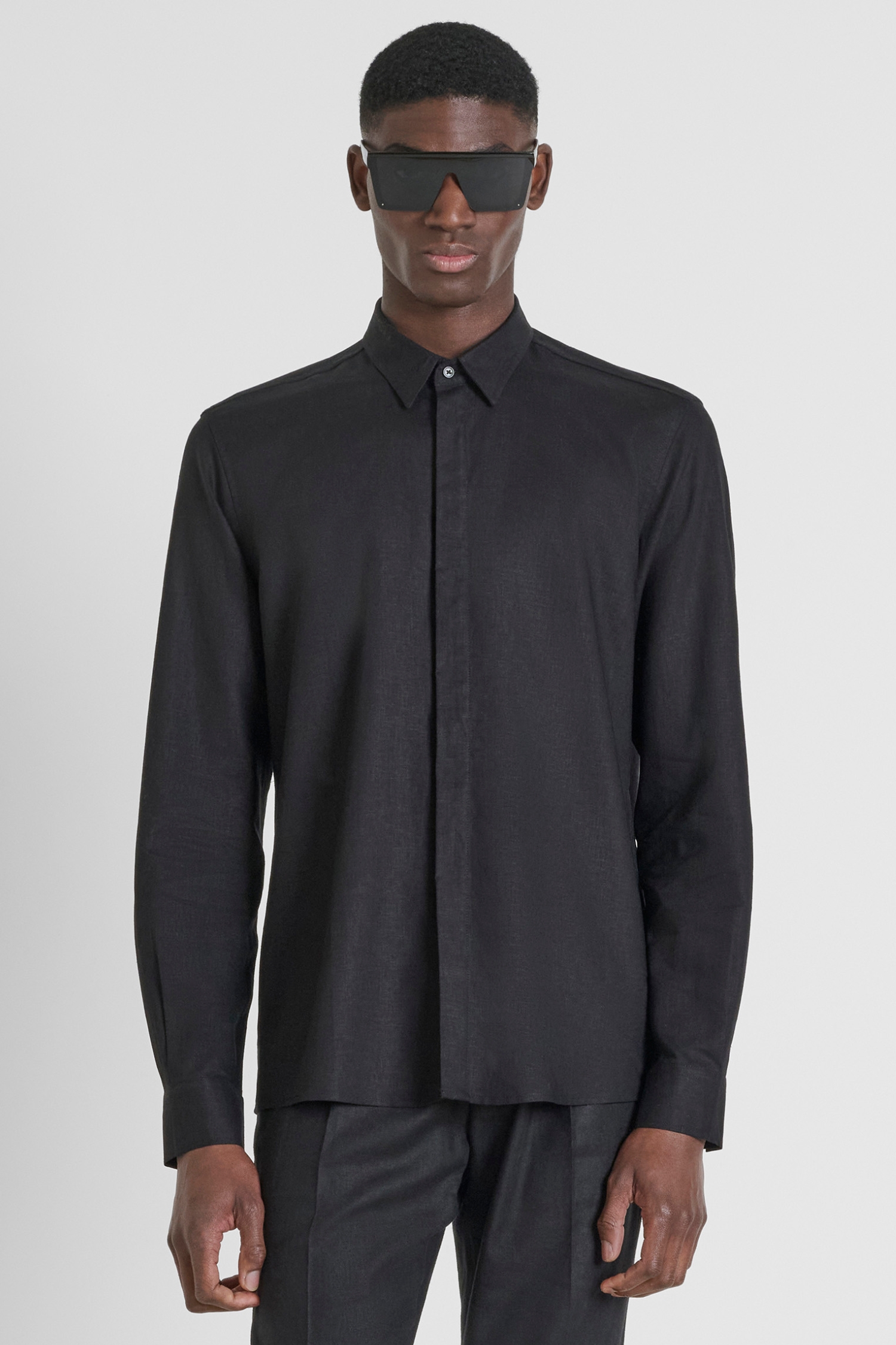Мужская черная рубашка Antony Morato MMSL00757.FA400094;9000