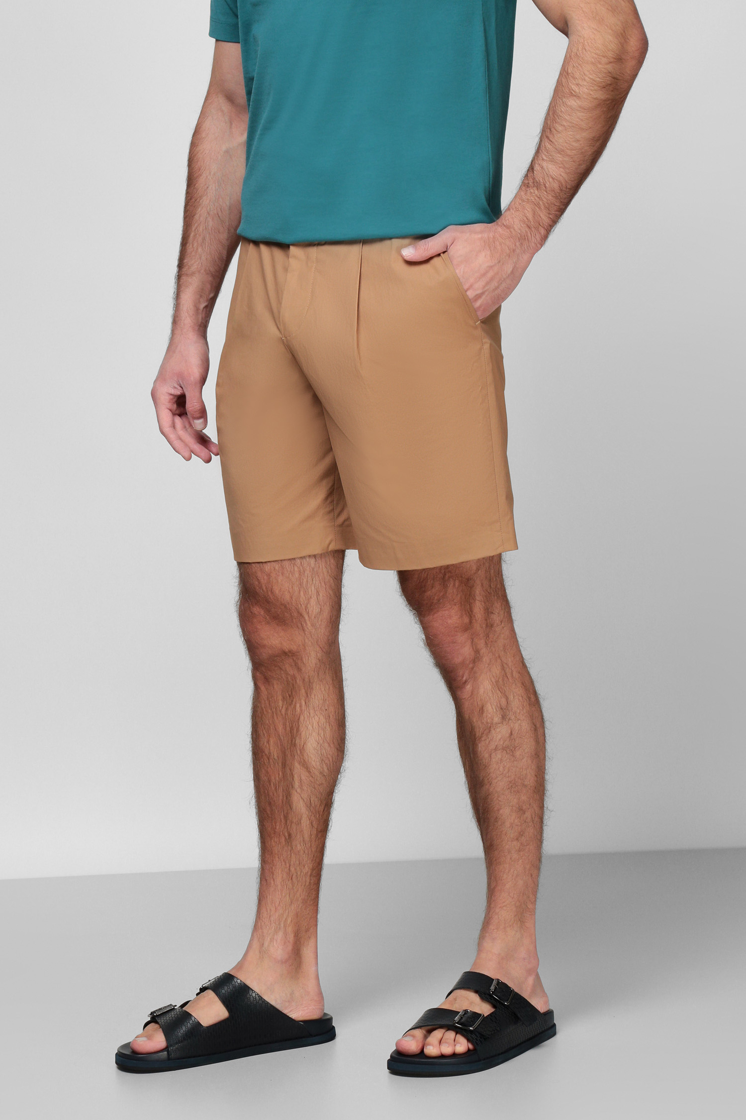 Мужские бежевые шорты BOSS 50468951;260