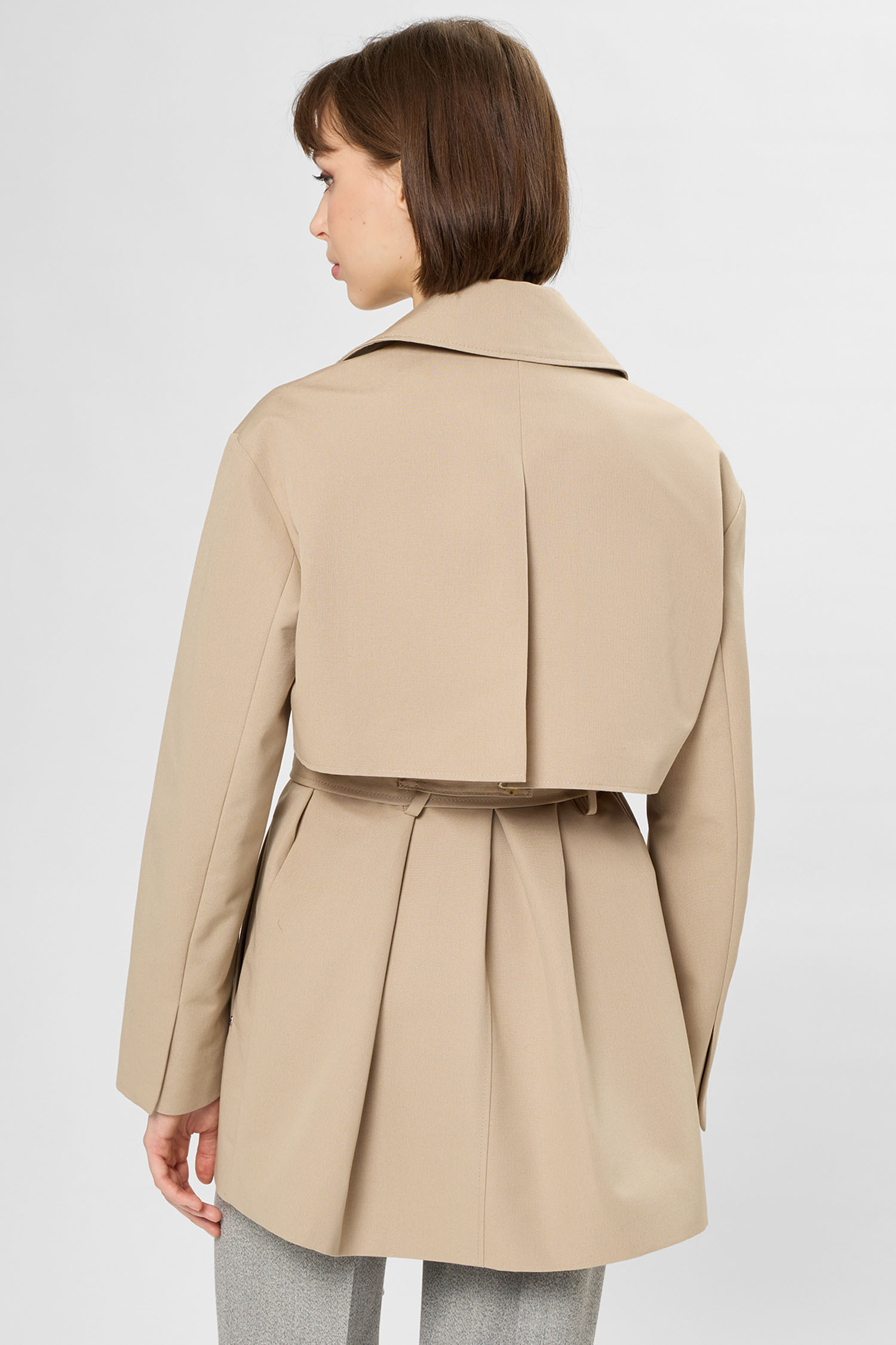 Жіночий бежевий плащ BOSS 50553185;275