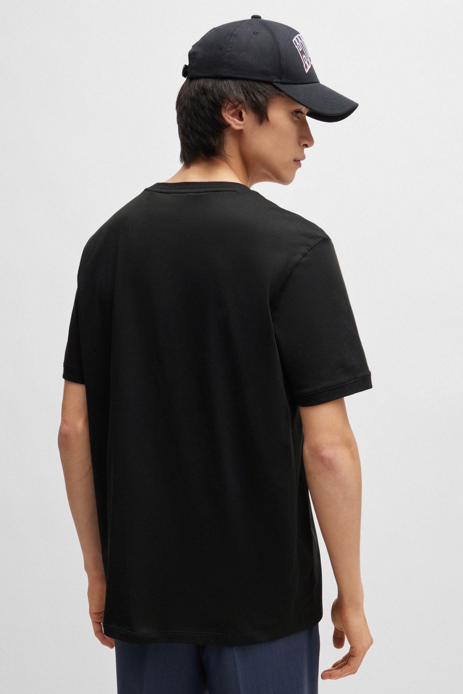 Чоловіча чорна футболка HUGO 50447978;001