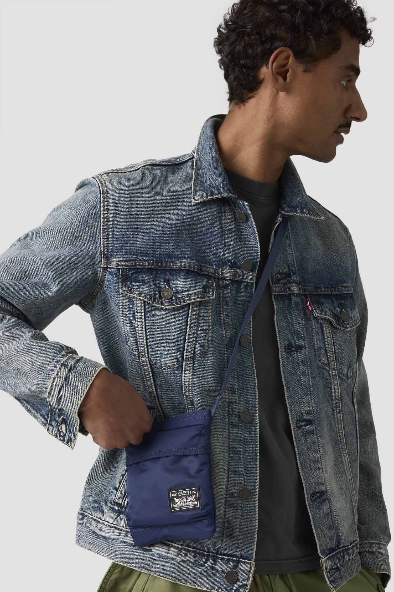 Мужская темно-синяя сумка Levi’s® 005CU;0000