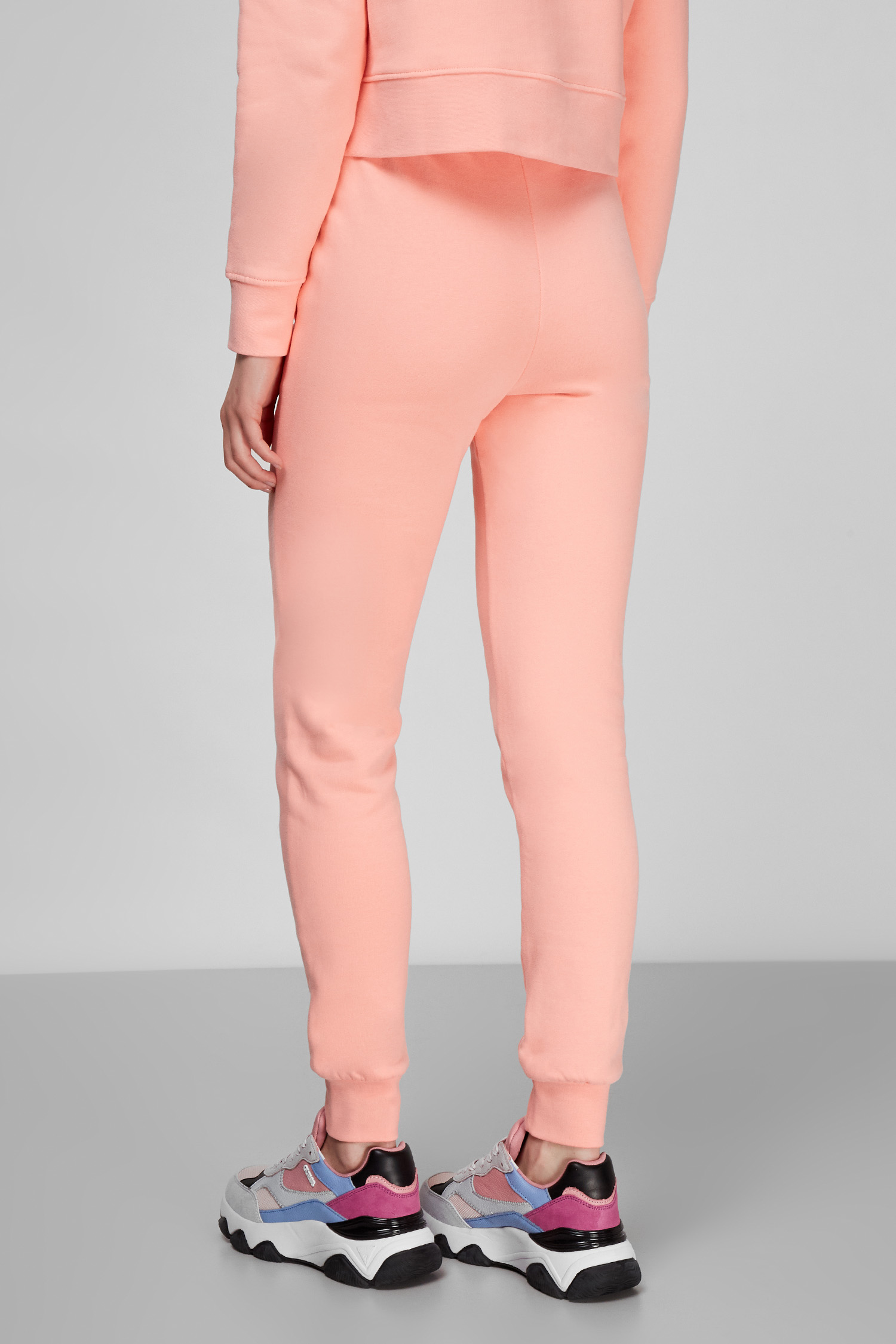 Женские персиковые спортивные брюки Guess V2RB18.KAOR1;A605