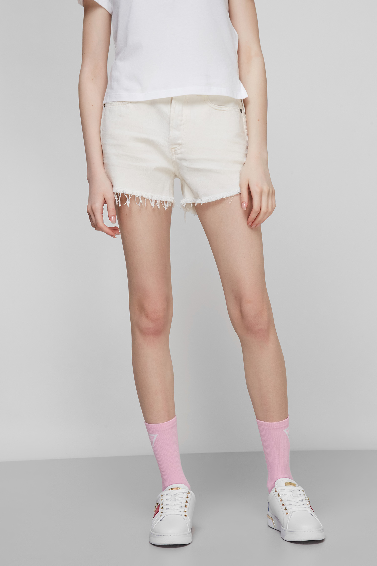 Белые джинсовые шорты для девушек Guess W1GD19.D4DQ1;DPAN