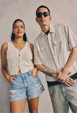 Levis