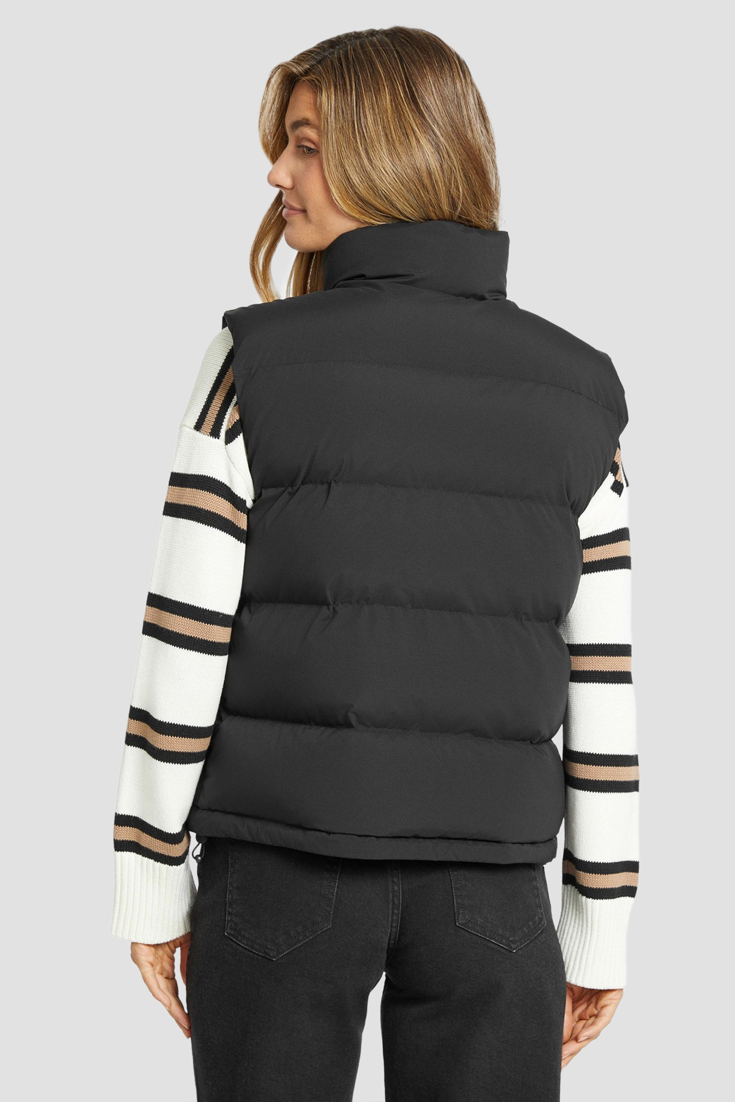 Женский черный жилет Guess Jeans W4BN59.WGII2;JBLK