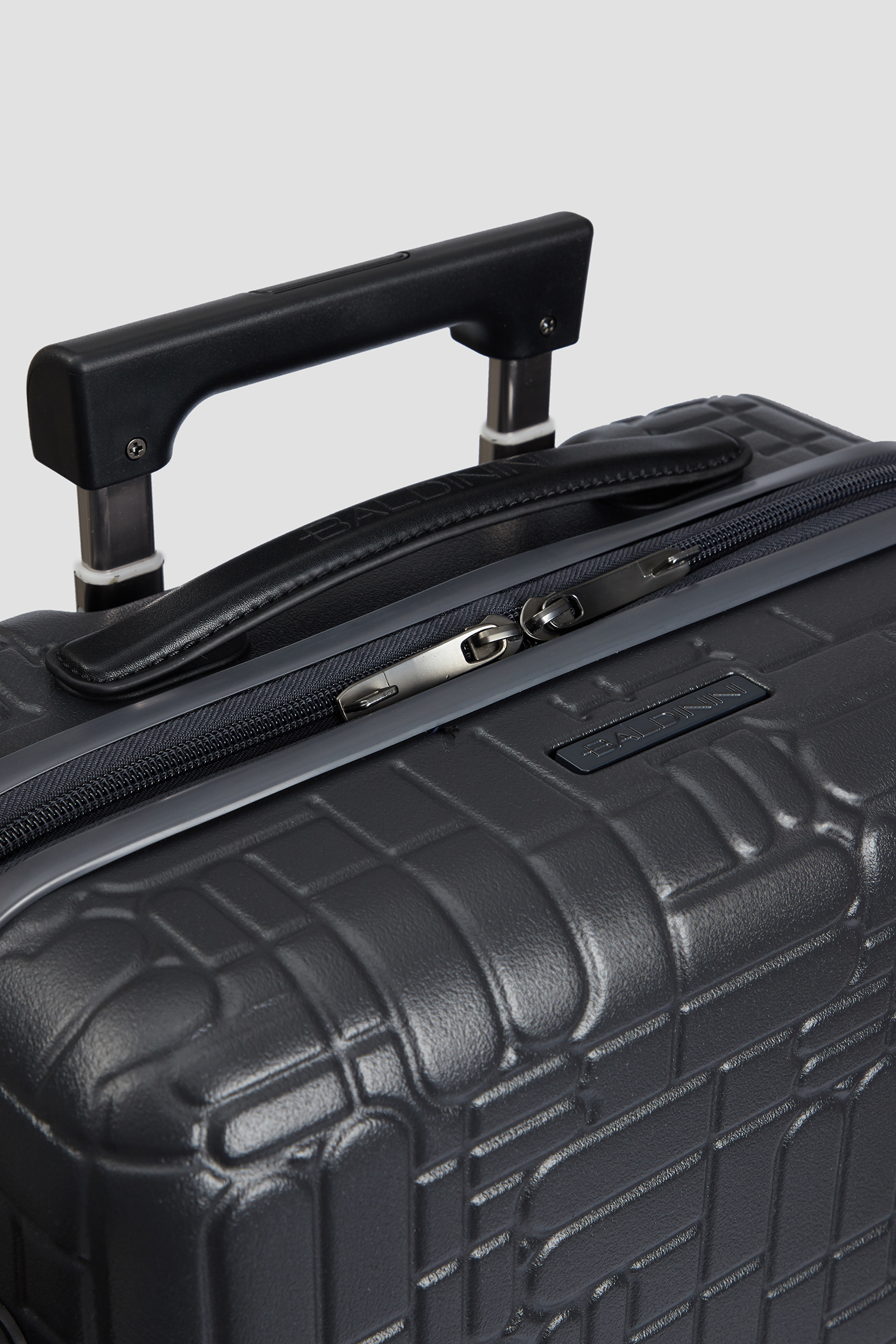 Темно-серый чемодан BALDININI T4BS01MAT;GREY