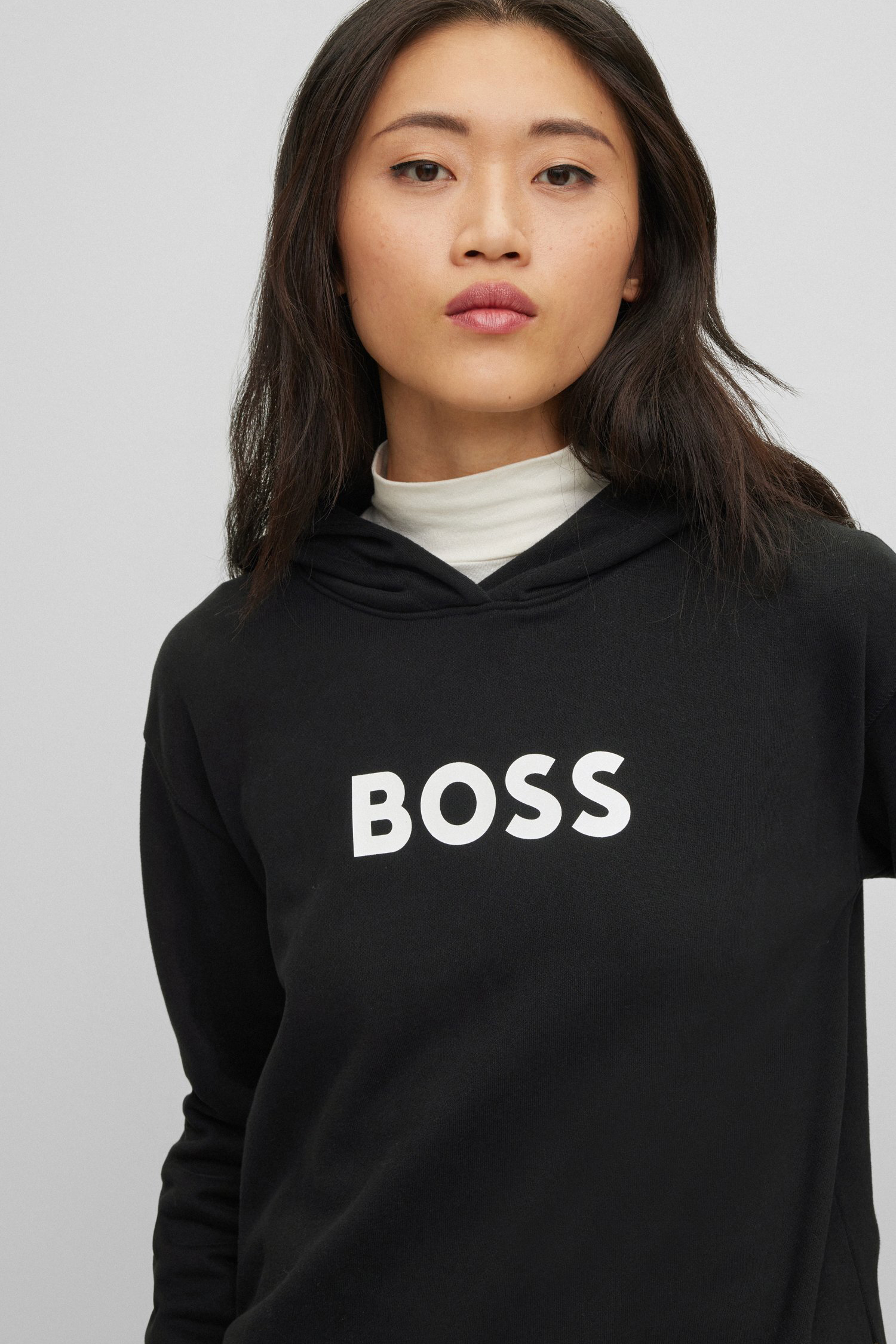 Женское черное худи BOSS 50468367;001