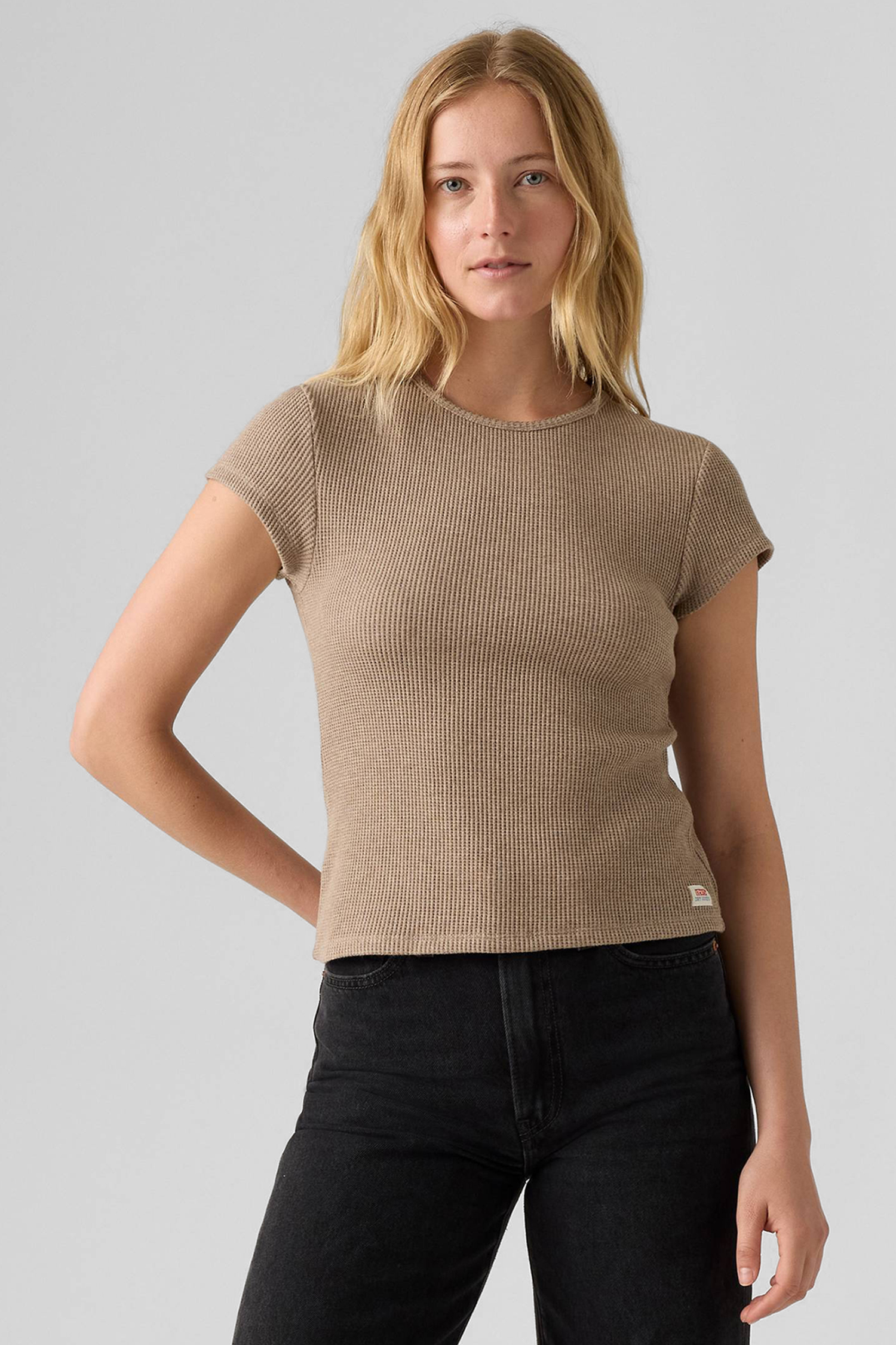 Жіноча бежева футболка Levi’s® 003PW;0003