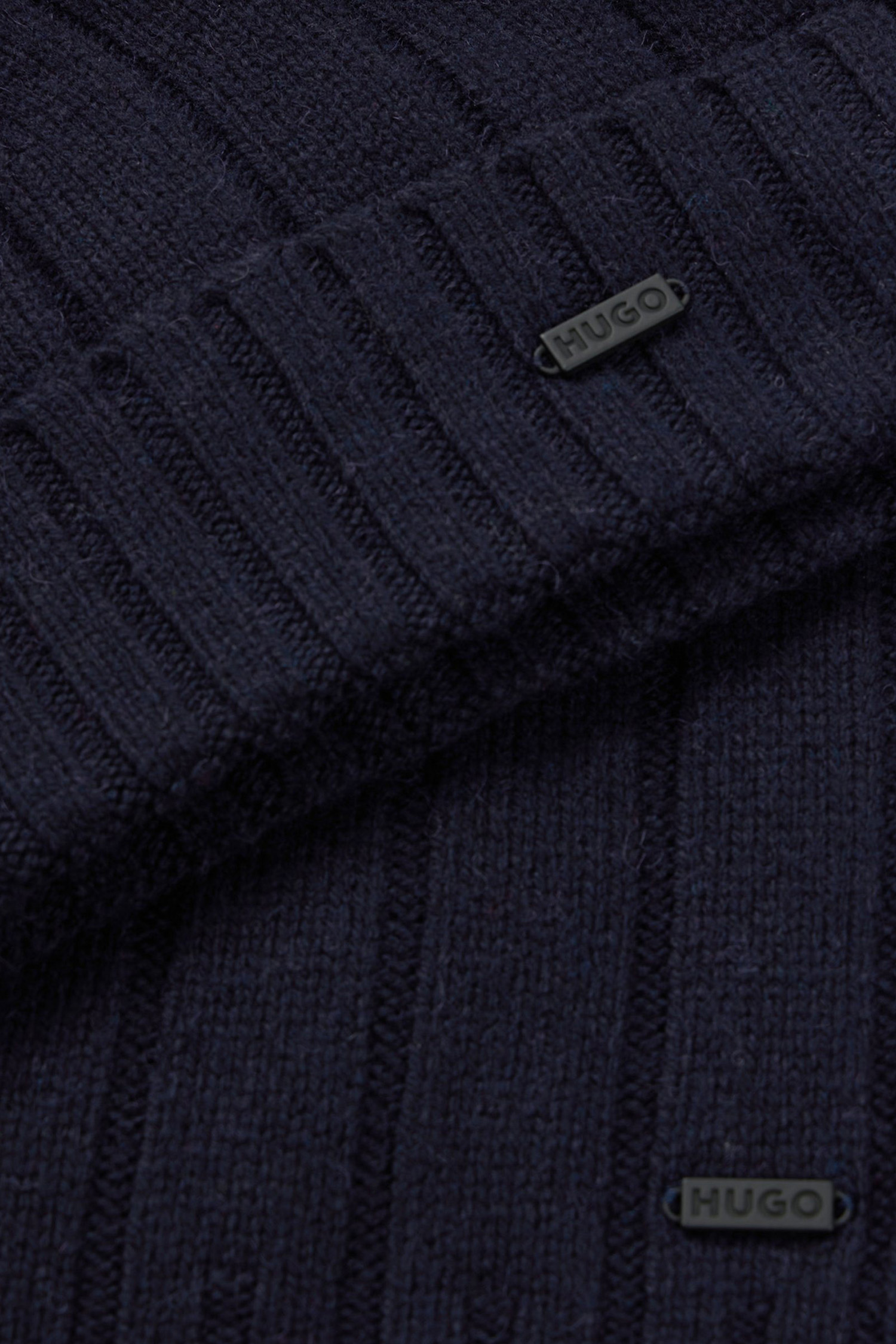 Мужской набор аксессуаров (шапка, шарф) HUGO 50495806;410