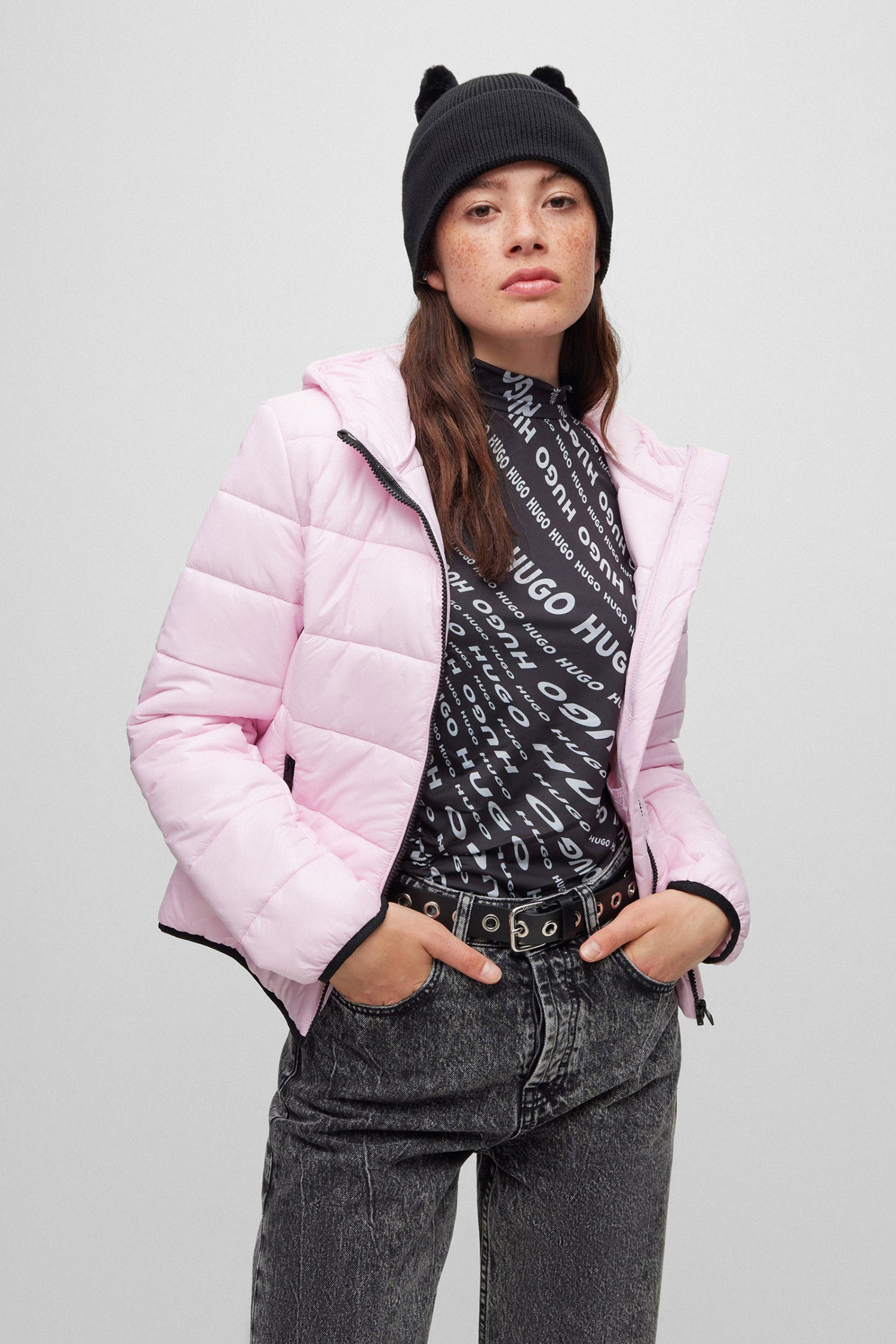 Женская черная шерстяная шапка HUGO 50500976;001