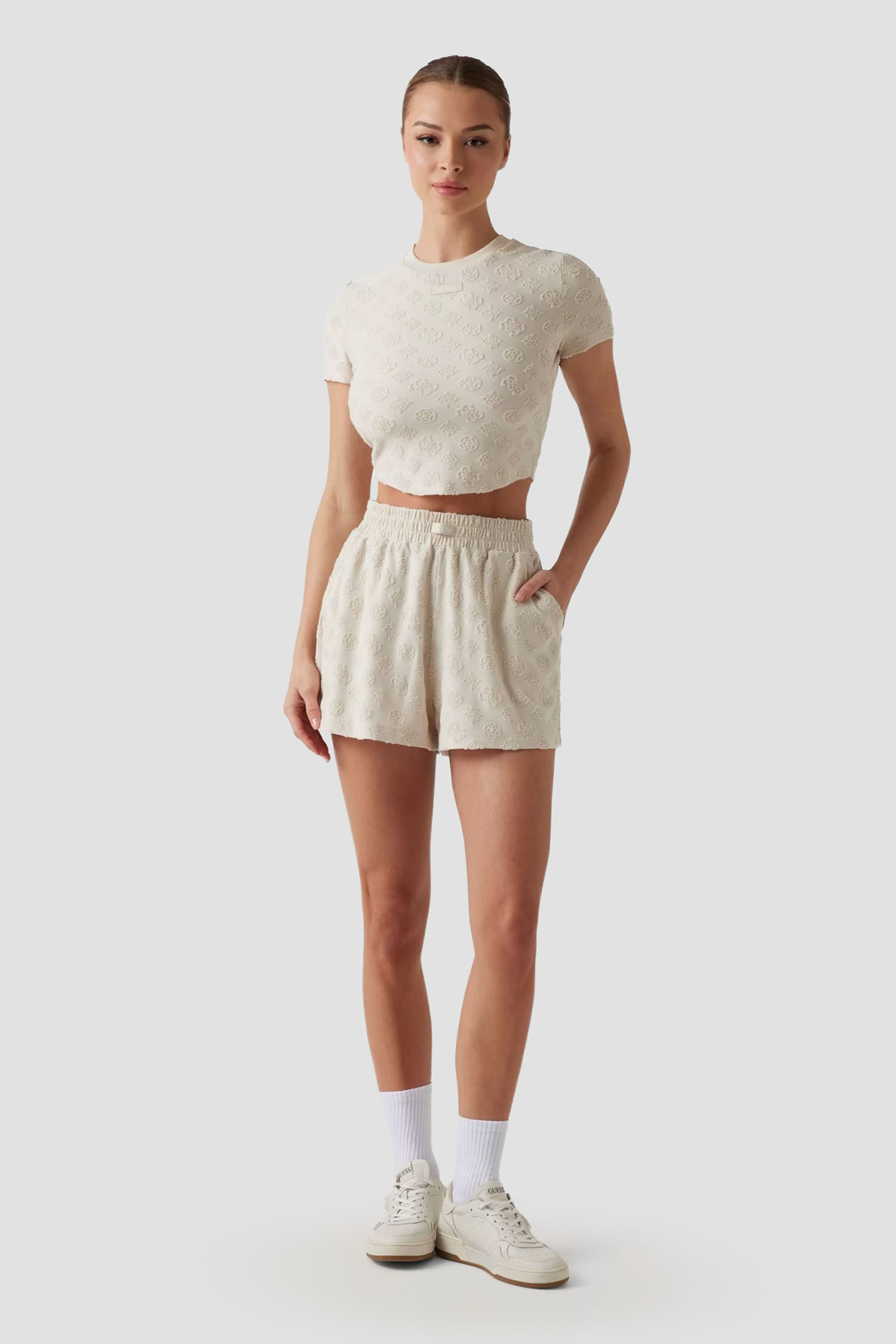 Жіночі бежеві шорти Guess V5GD16.KCT02;FNFN