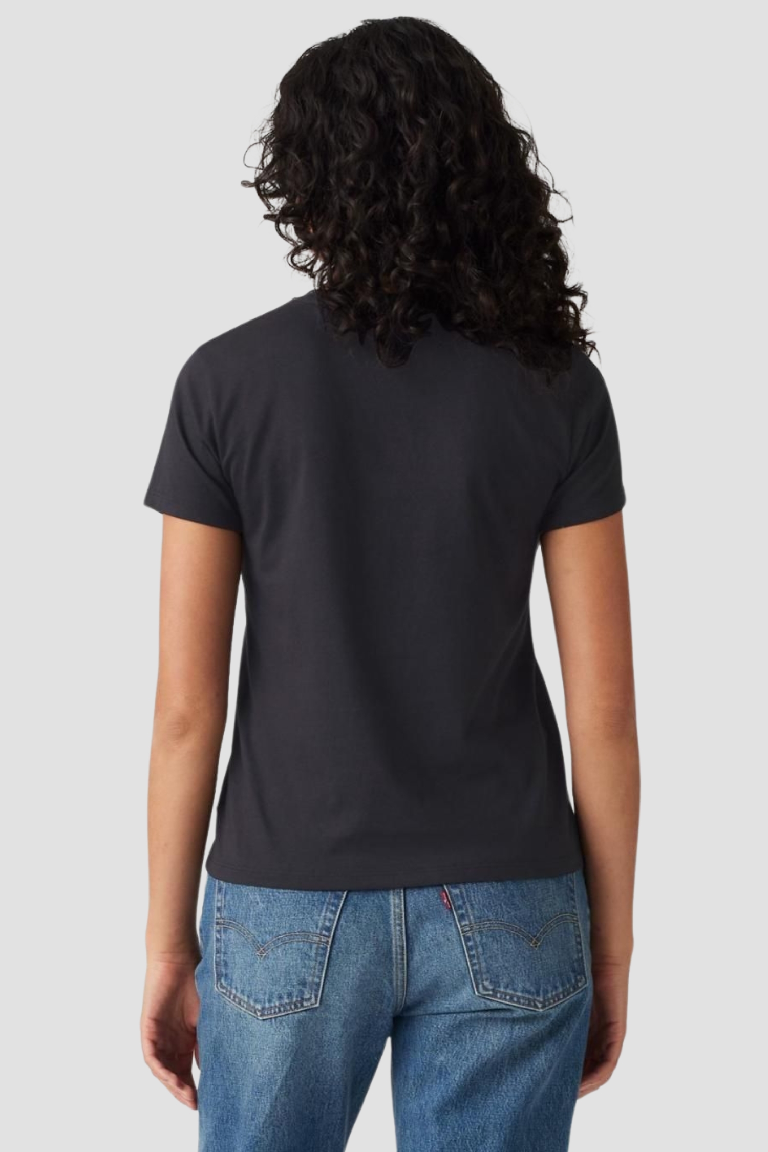 Женская черная футболка Levi’s® 17369;3091