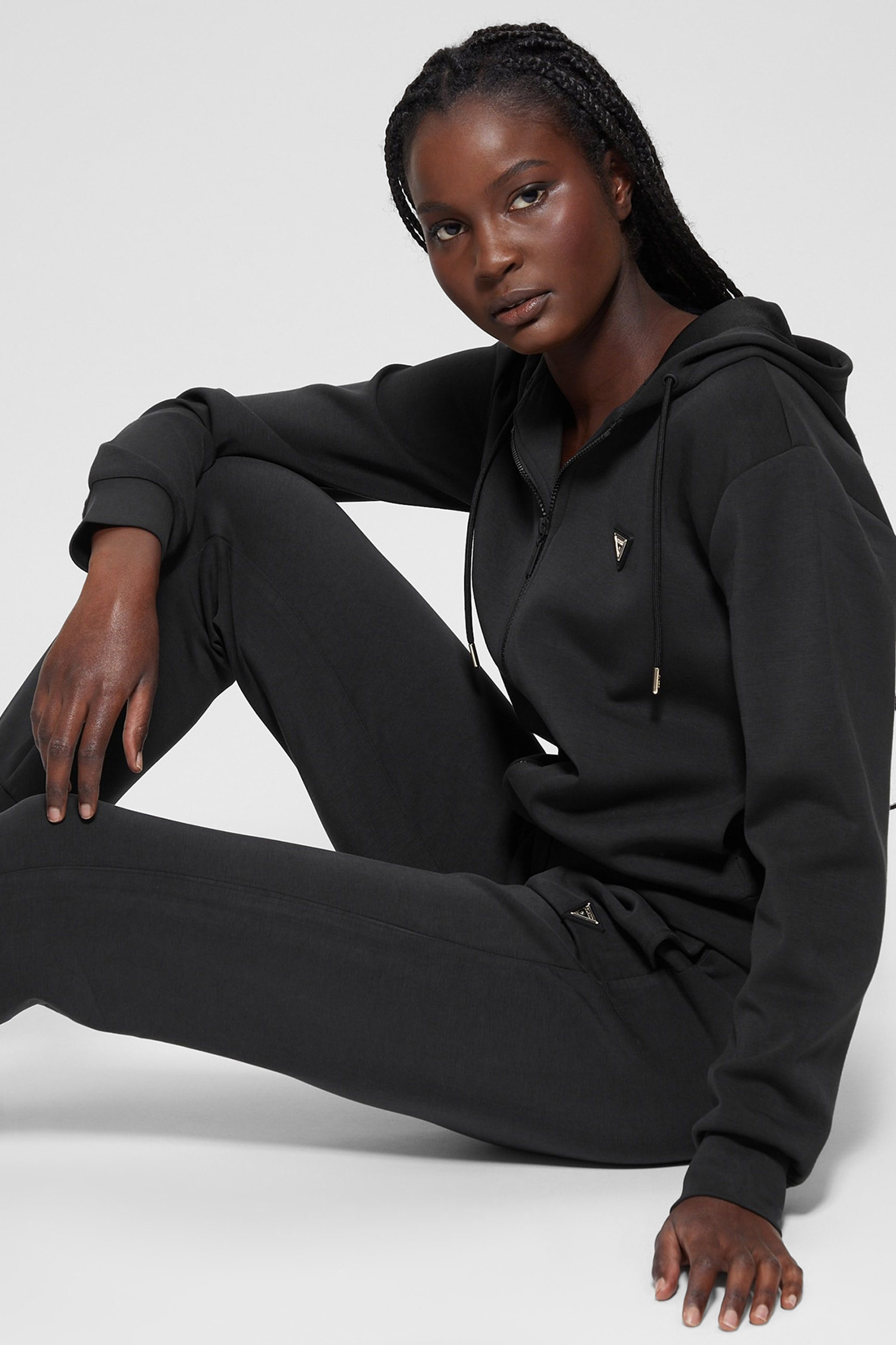 Женская черная кофта на молнии Guess V4YQ06.KCAY2;JBLK