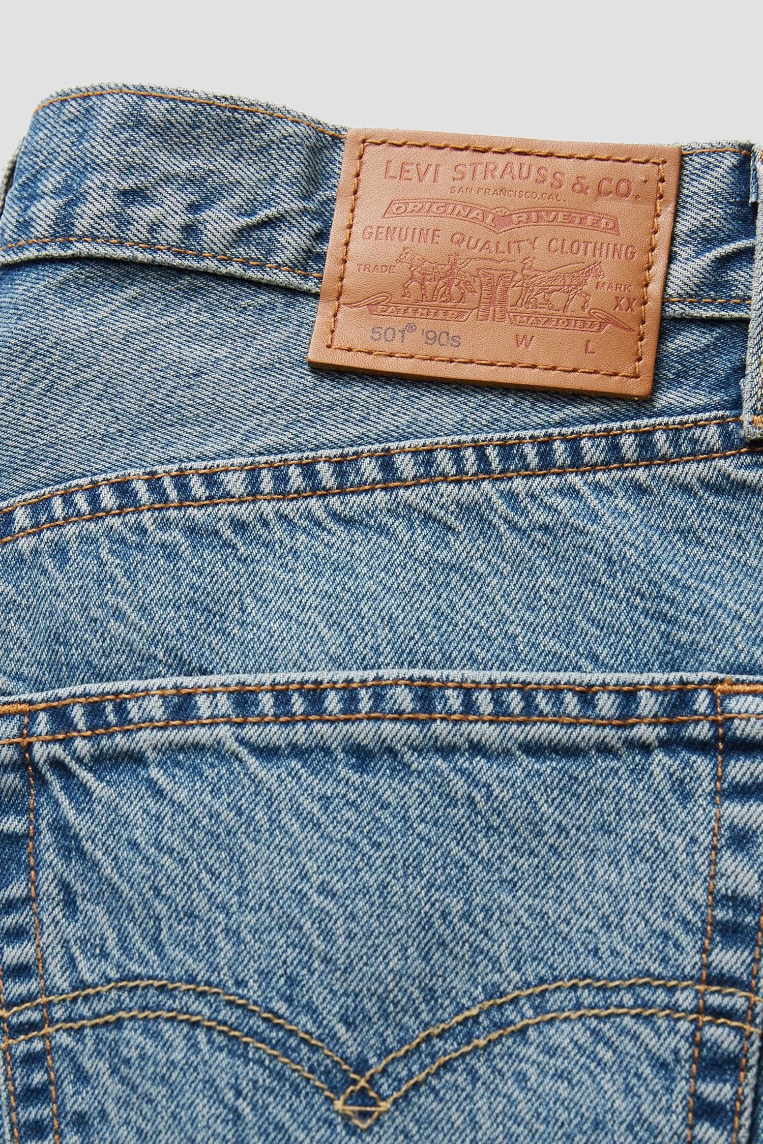 Жіночі блакитні джинсові шорти 501® '90s Lightweight Levi’s® A8433;0001