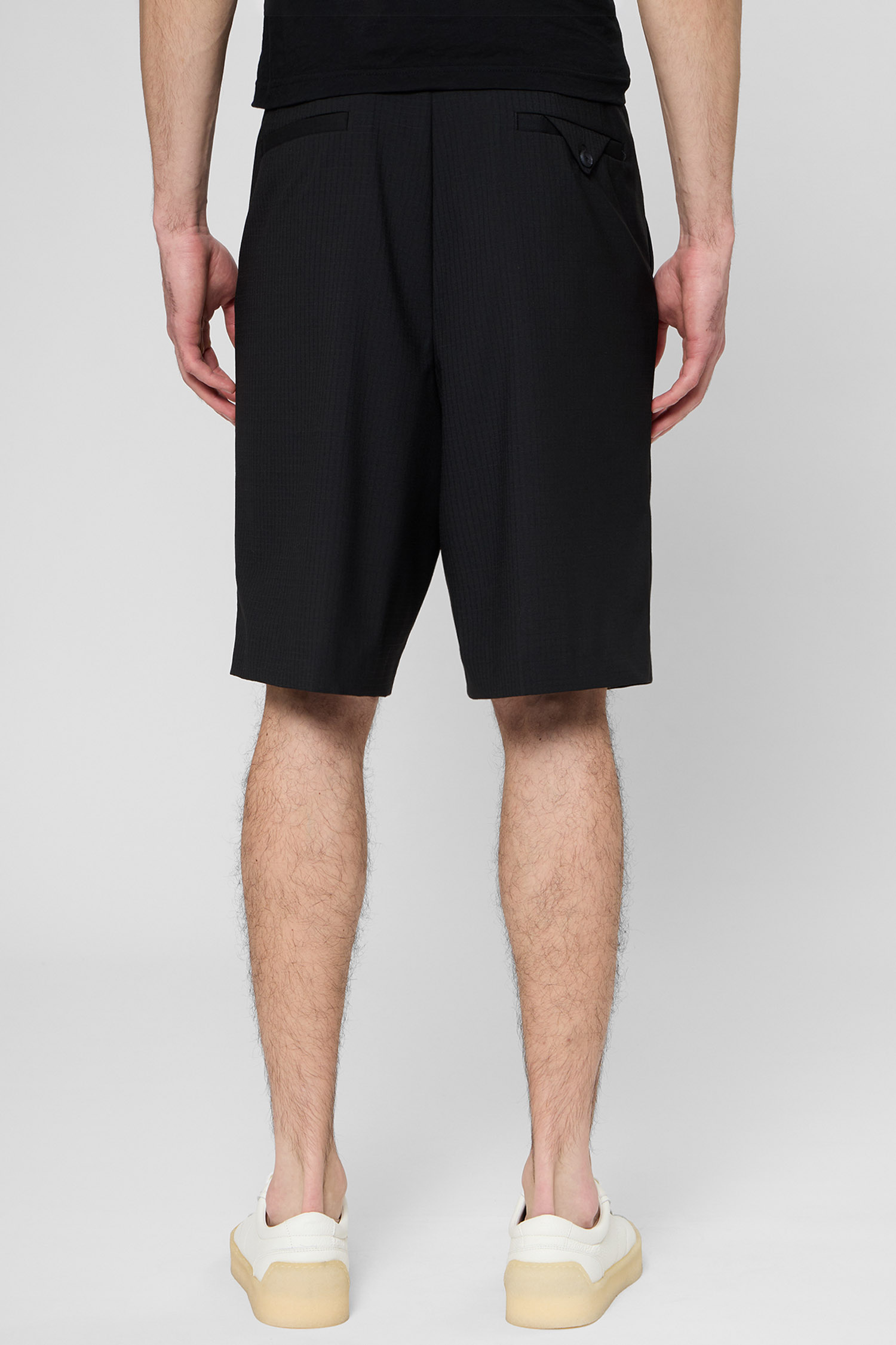 Чоловічі чорні шорти HUGO 50554659;001