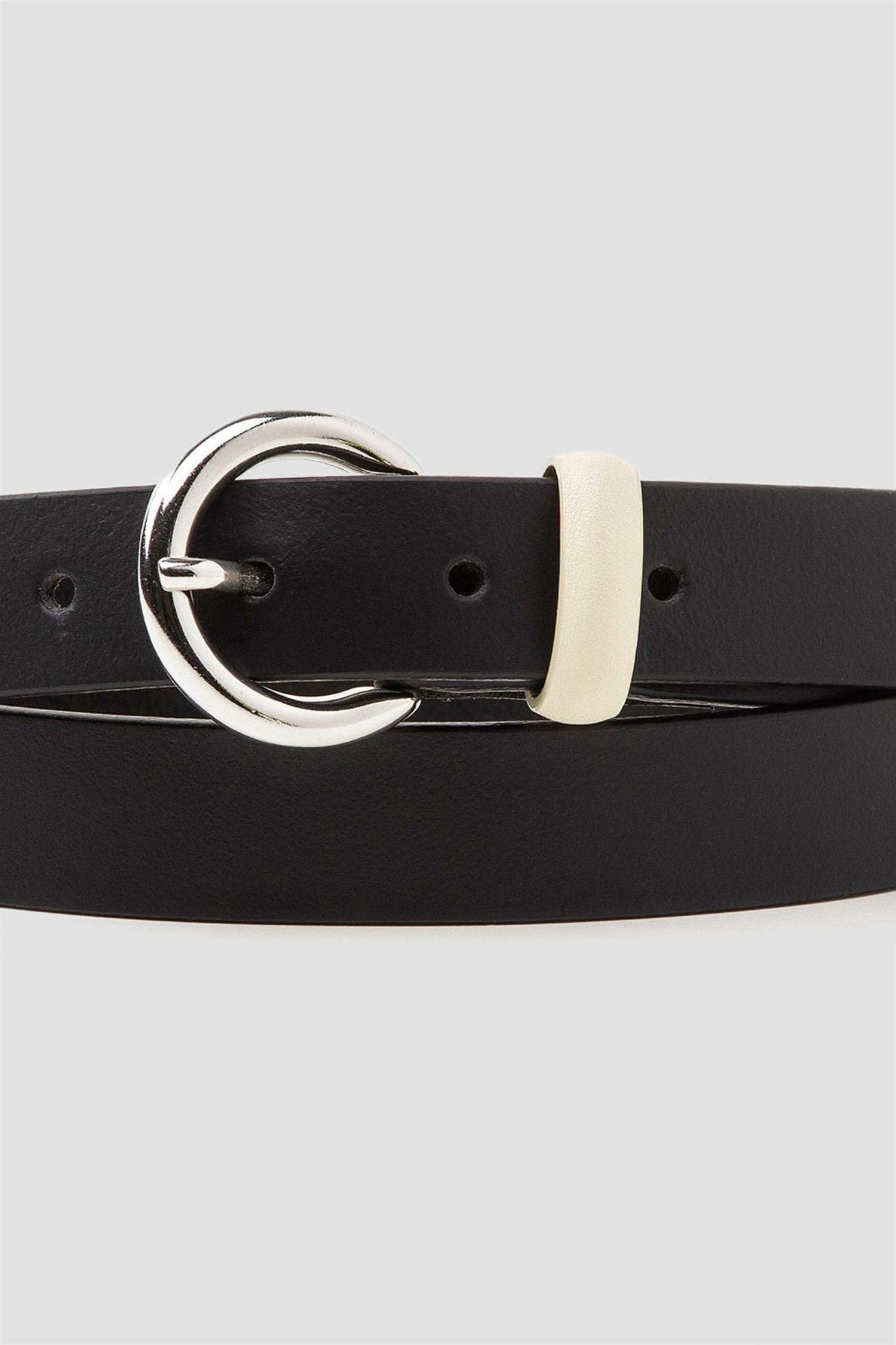 Жіночий чорний шкіряний ремінь Levi’s® 234817;3.59