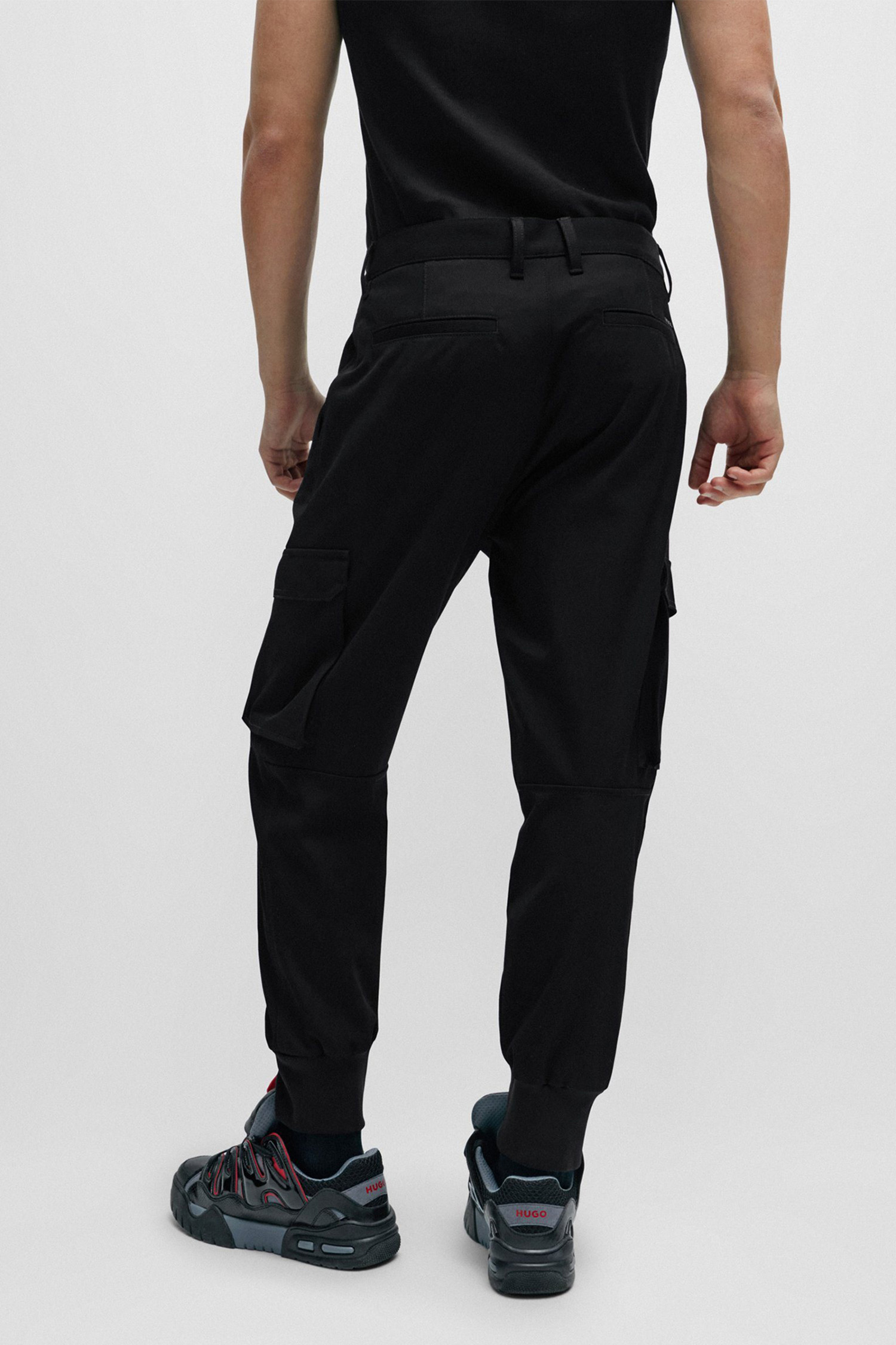Мужские черные карго HUGO 50505856;001