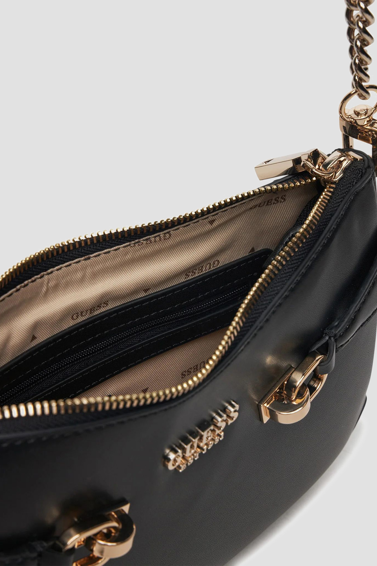 Женская черная сумка Guess HWVG96.39180;BLA