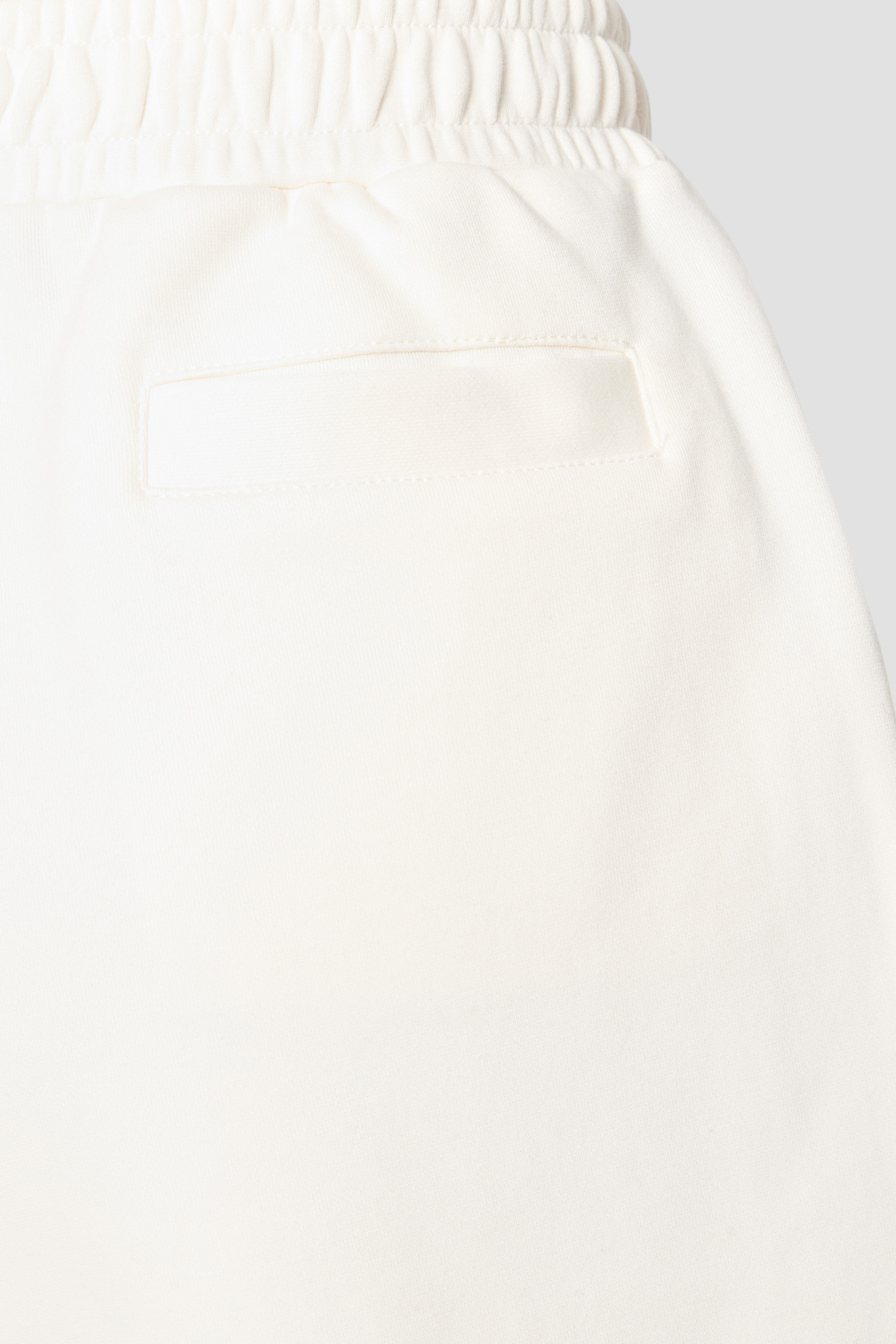 Женские белые шорты Guess V5GD19.KC3D2;G6K5