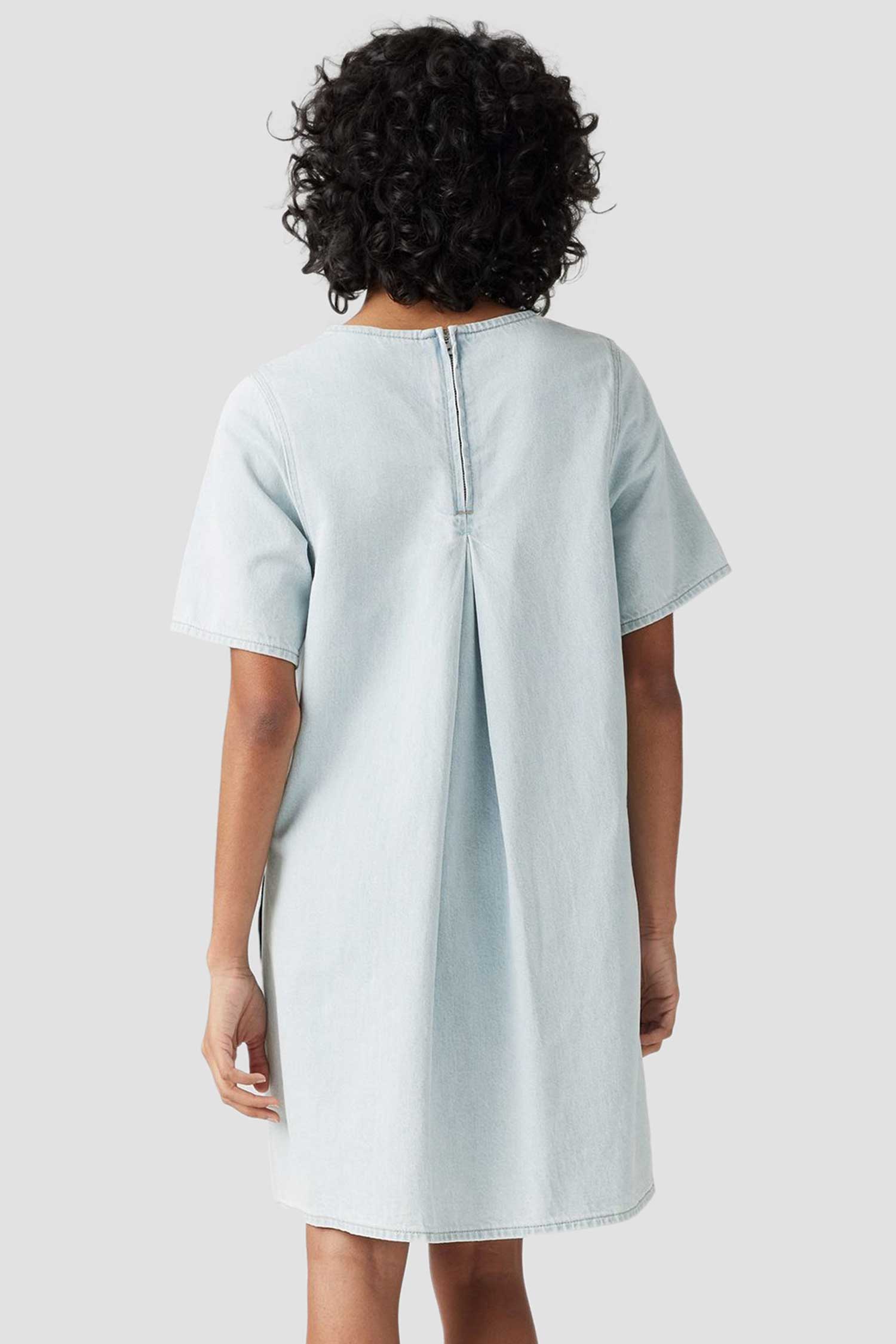 Женское голубое джинсовое платье Levi’s® 001WD;0000