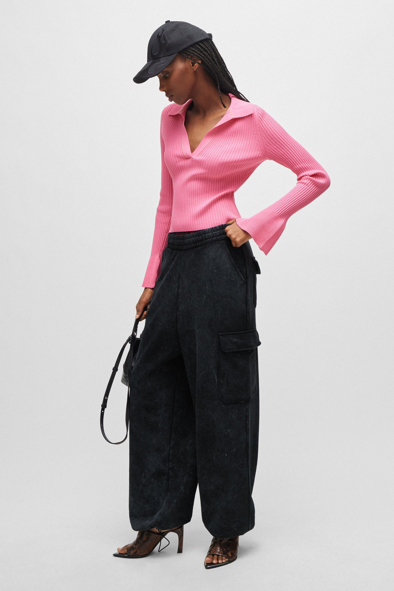 Жіночий рожевий пуловер HUGO 50507957;698