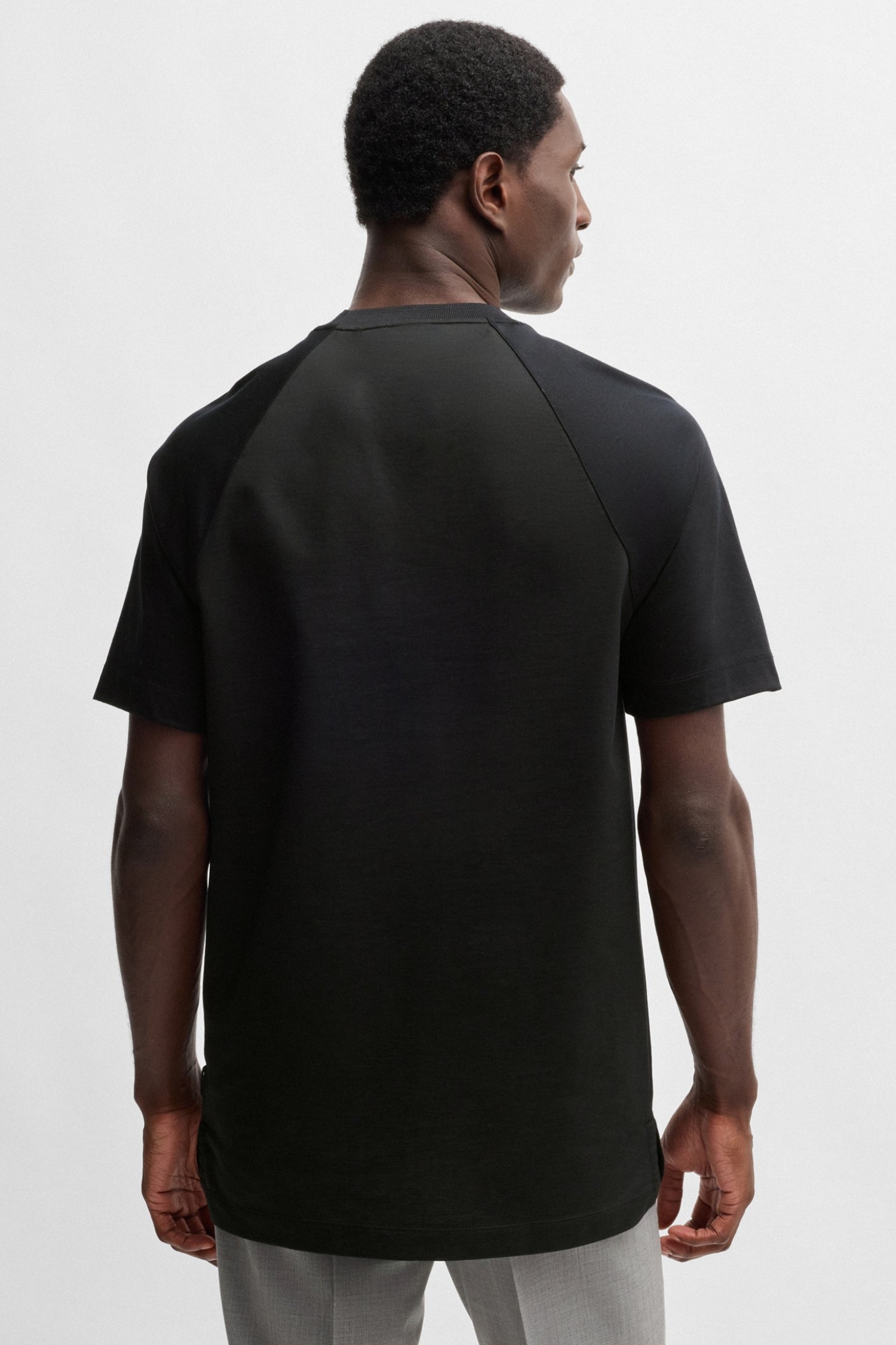 Чоловіча чорна футболка BOSS 50531962;001