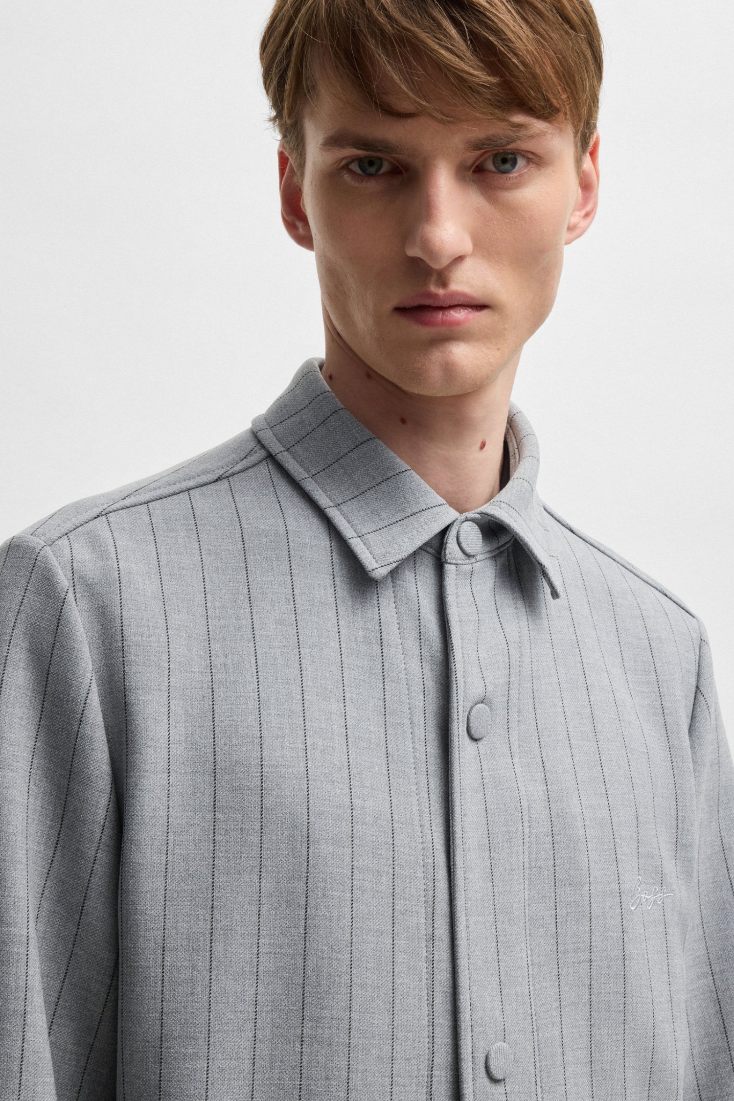 Мужская серая рубашка в полоску BOSS 50534987;030