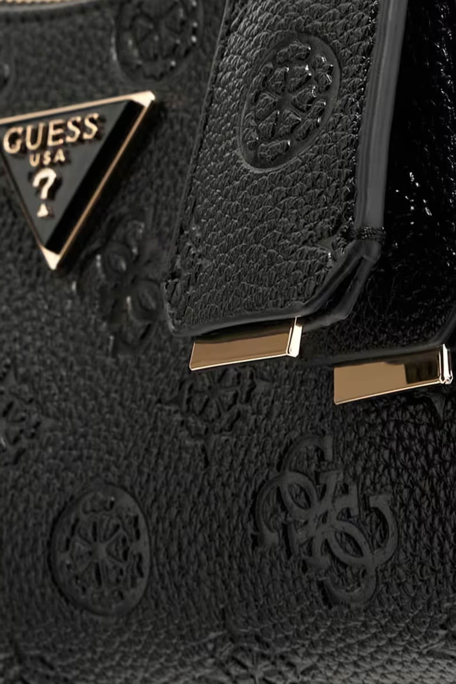 Жіноча чорна сумка Guess HWPD98.88180;BLO