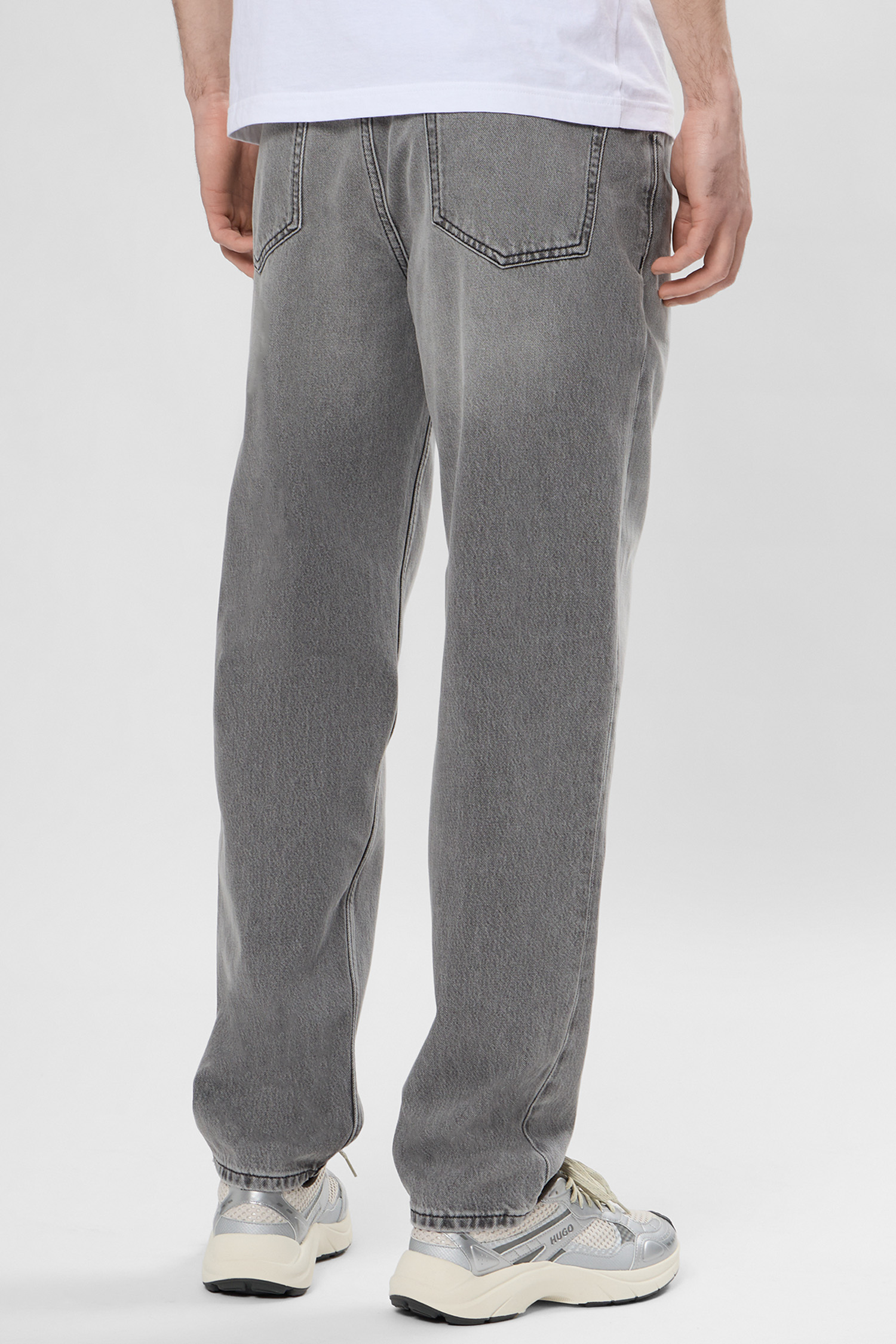 Мужские серые джинсы HUGO 50556133;040