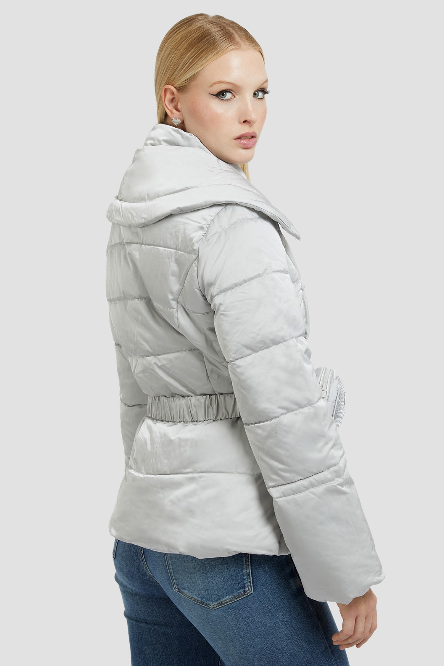 Жіноча сіра куртка Guess W2BL56.WEX12;G9C2