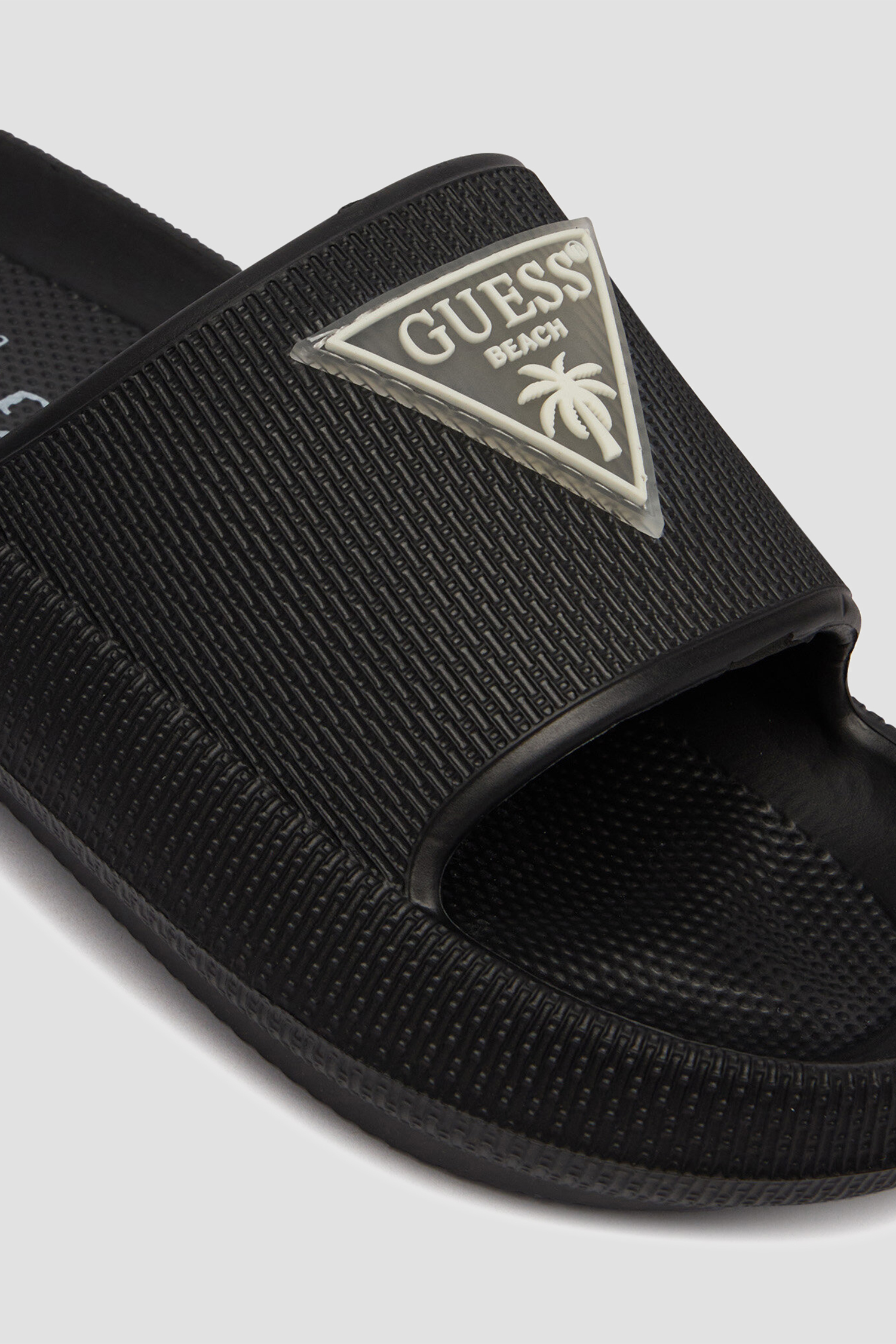 Жіночі чорні слайдери Guess E6GZ19.WG5X0;JBLK