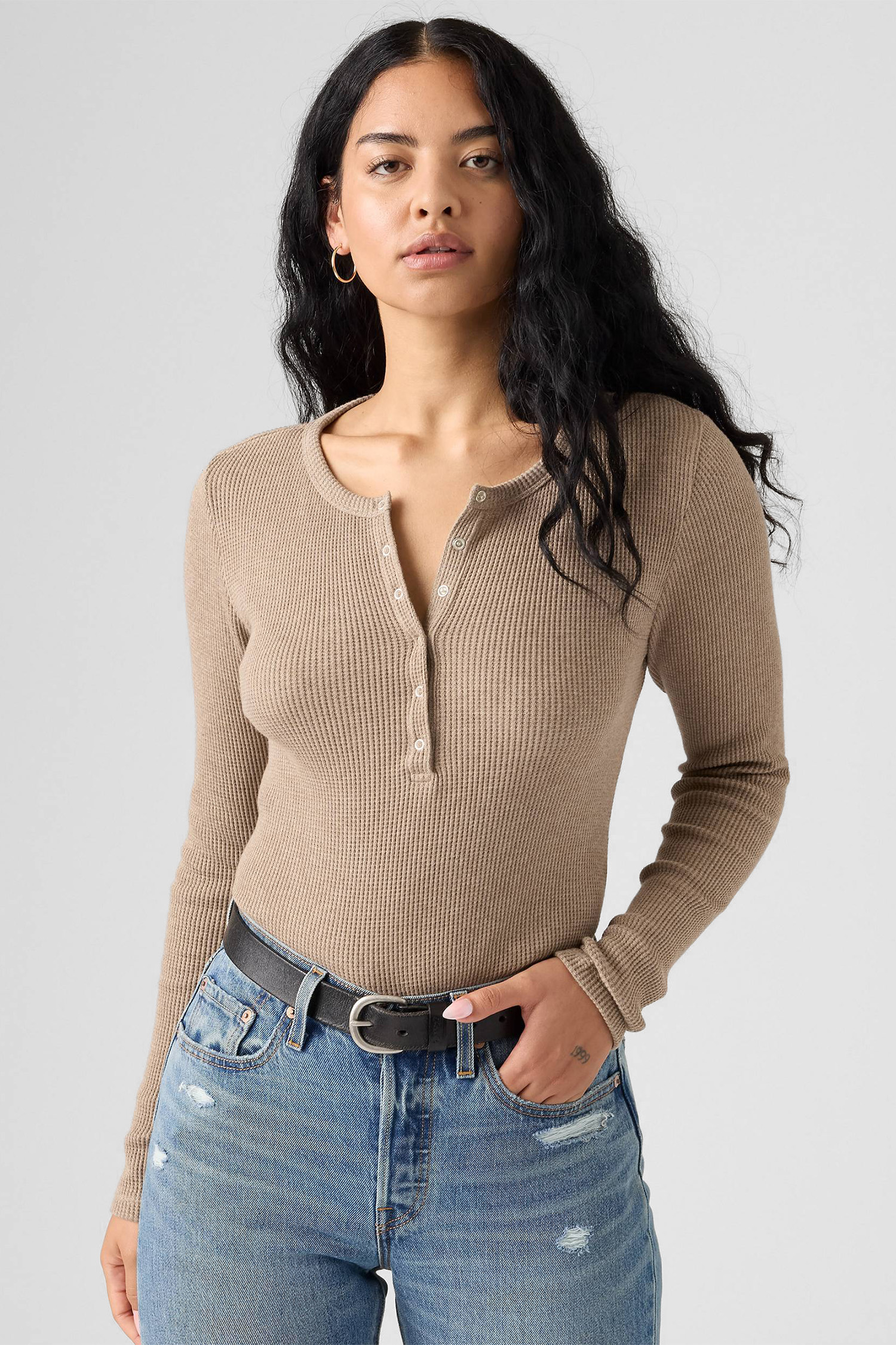Женский бежевый лонгслив Levi’s® 003PY;0006