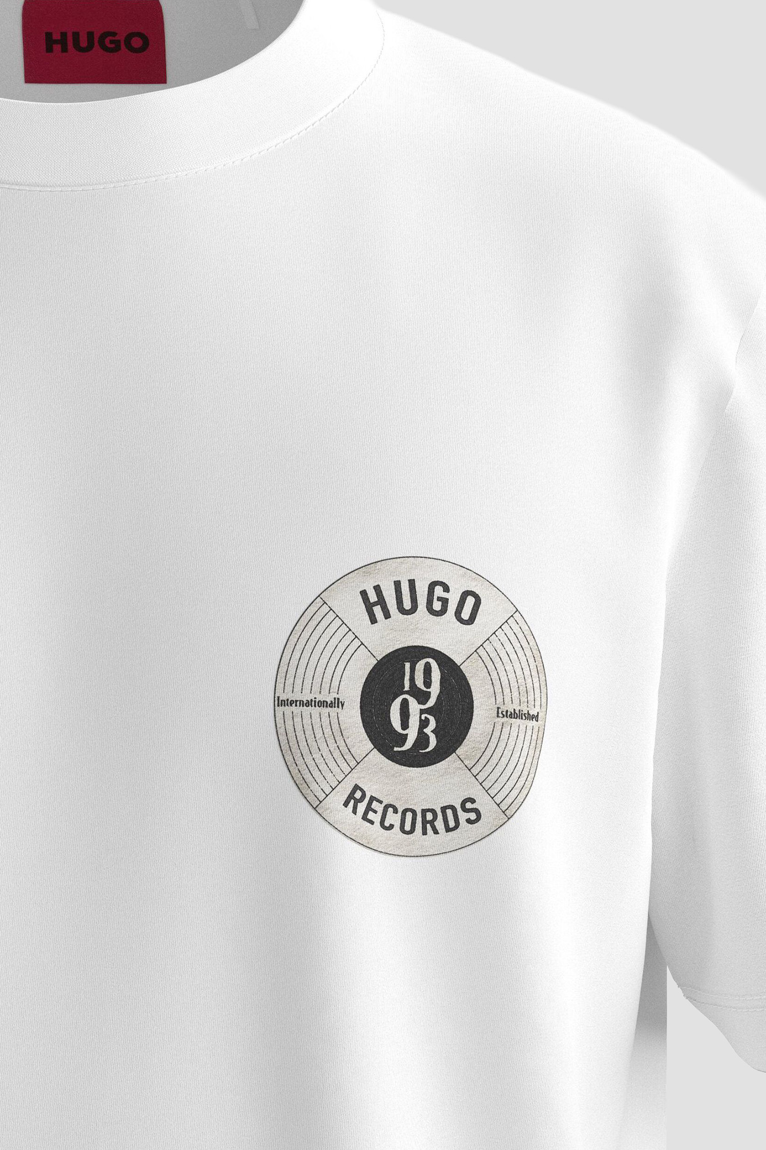 Мужская белая футболка HUGO 50566046;100