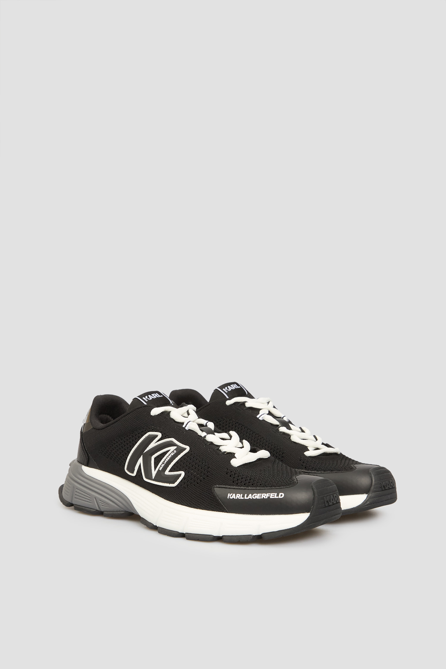 Чоловічі чорні кросівки Karl Lagerfeld 552477.855017;990