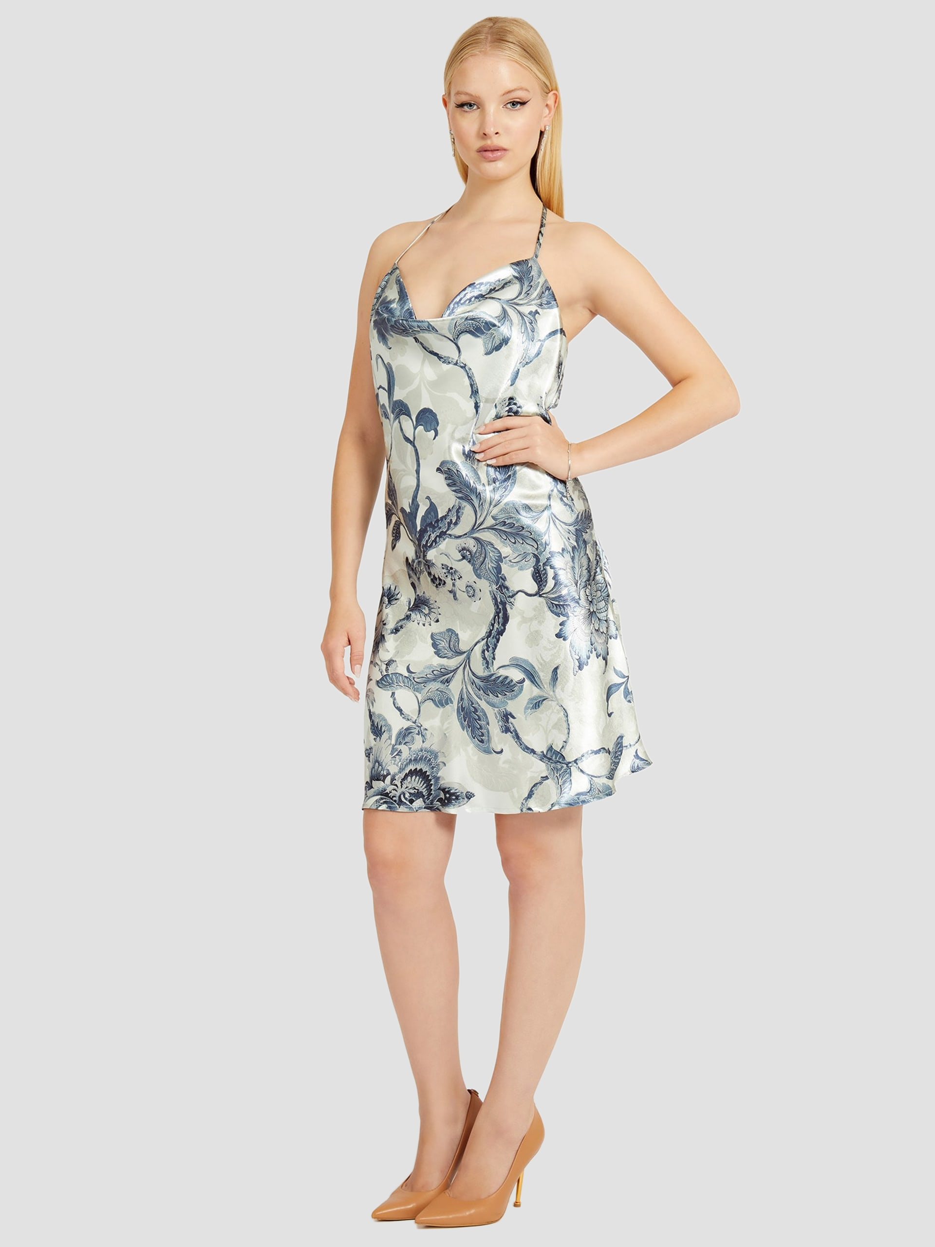 Женское платье с узором Guess W2BK99.WECV2;P7DO