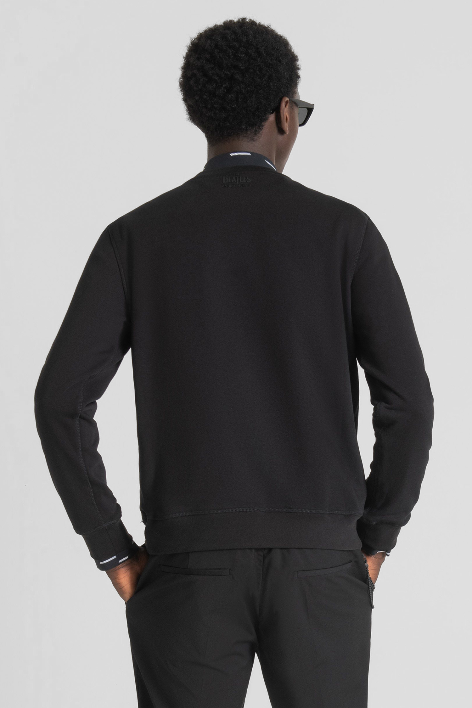 Мужской черный свитшот Antony Morato MMFL00961.FA150185;9000