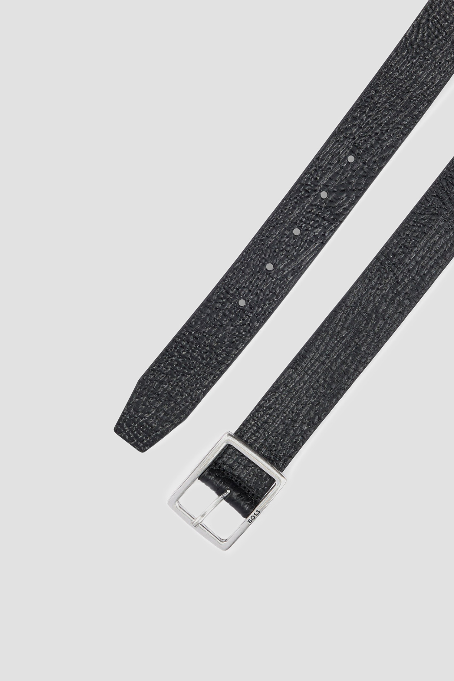 Мужской черный кожаный ремень BOSS 50481028;001