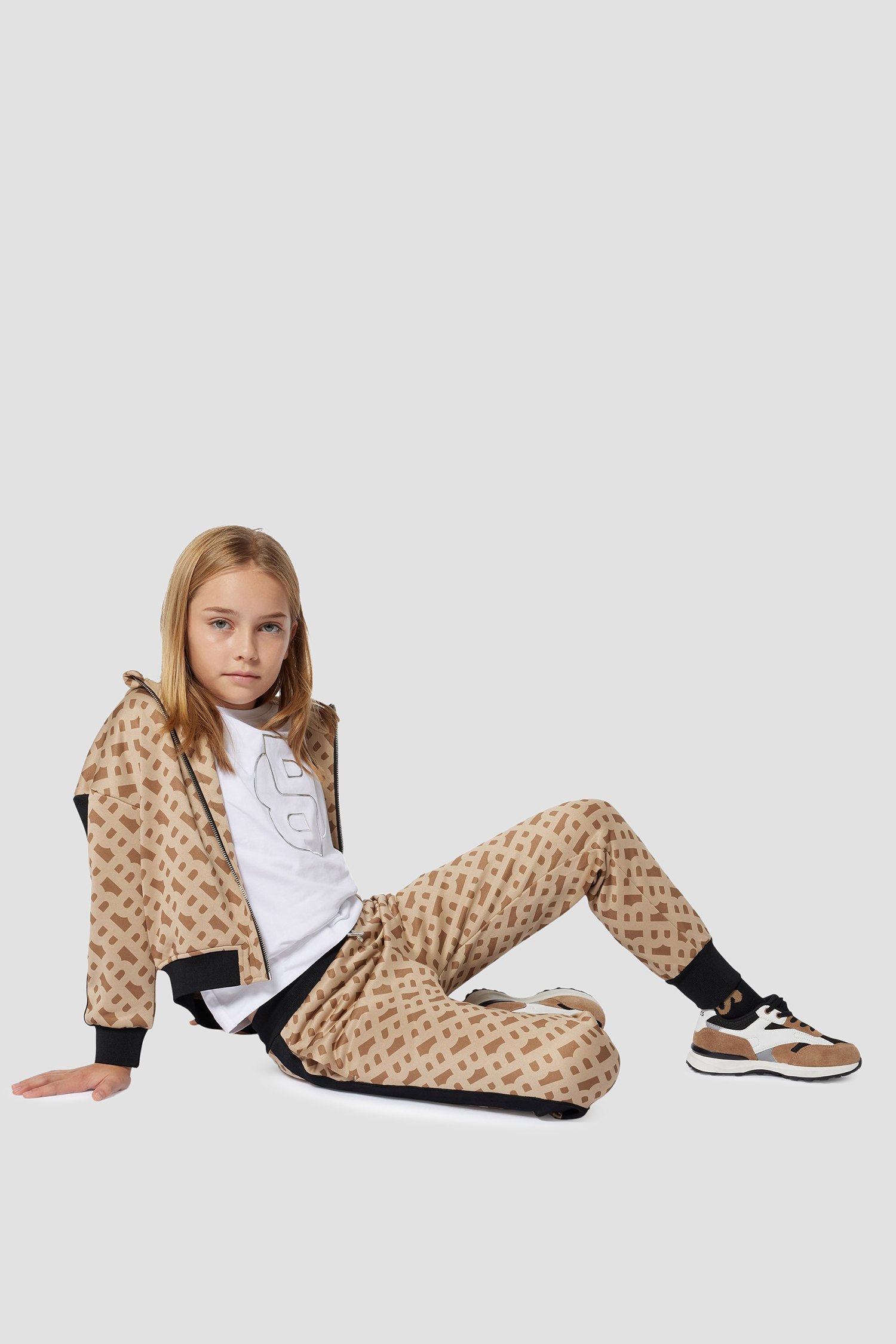 Дитяча бежева кофта на блискавці з візерунком BOSS kids J51106;269