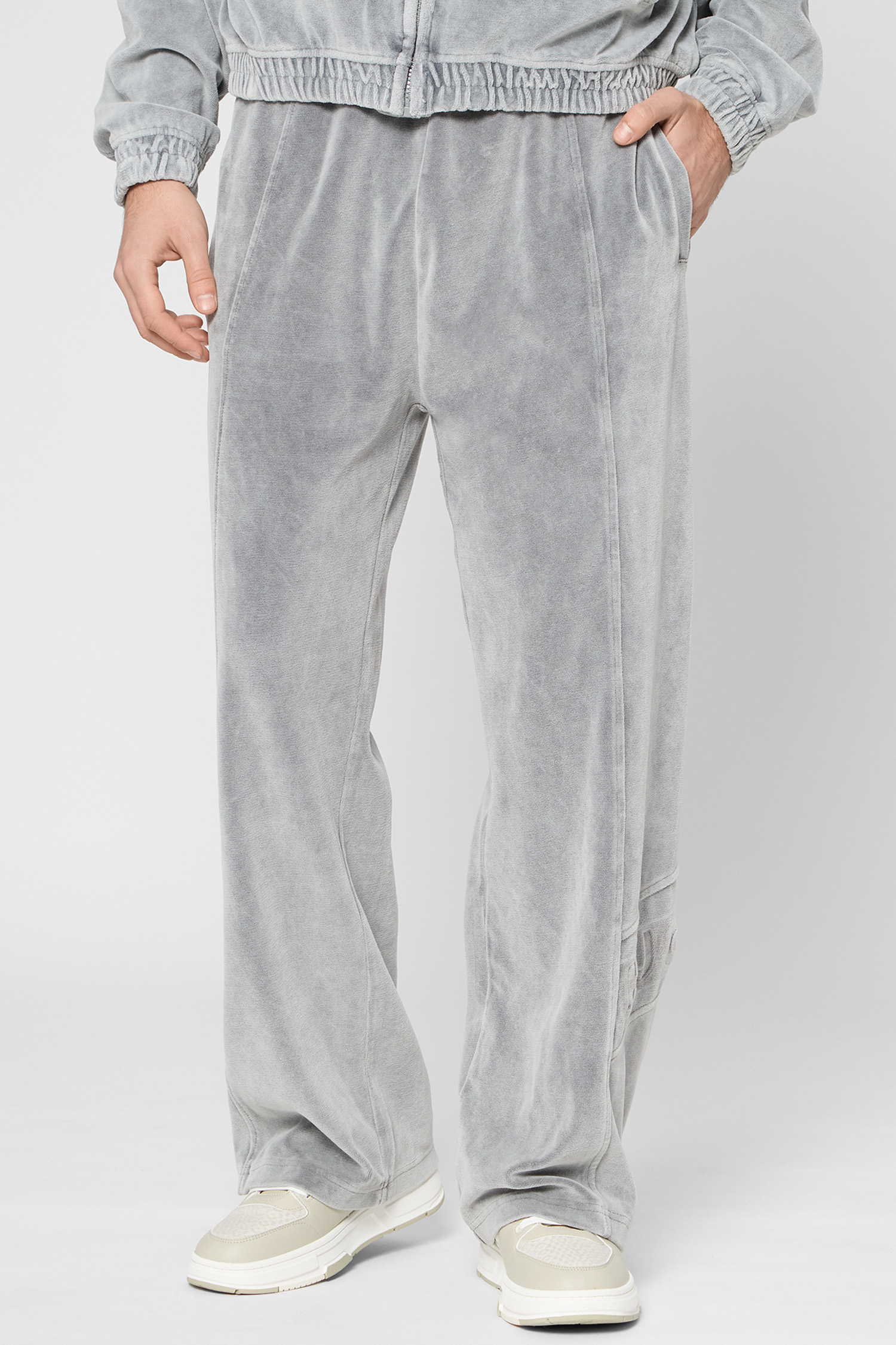 Мужские серые велюровые спортивные брюки HUGO 50546702;017