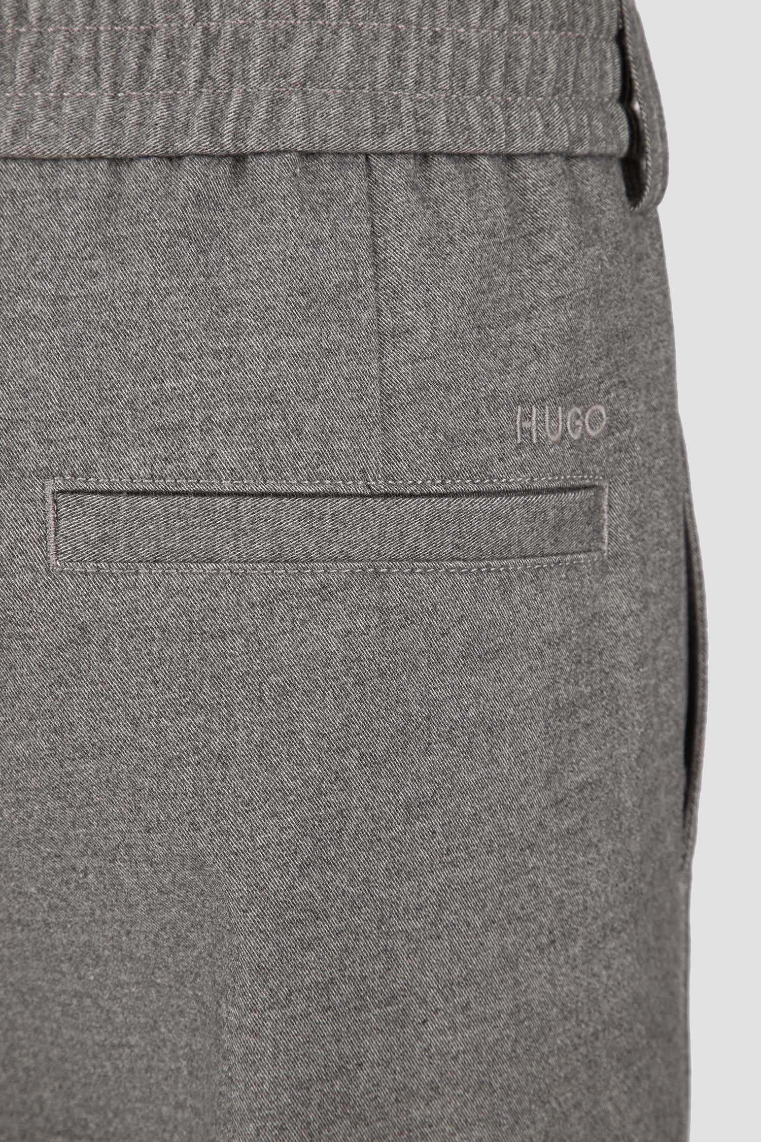 Мужские серые брюки HUGO 50520694;074
