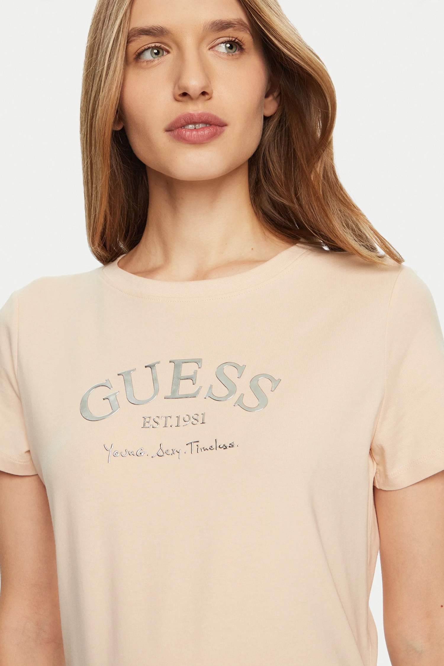 Жіноча бежева футболка Guess V5RI16.J1314;A13W