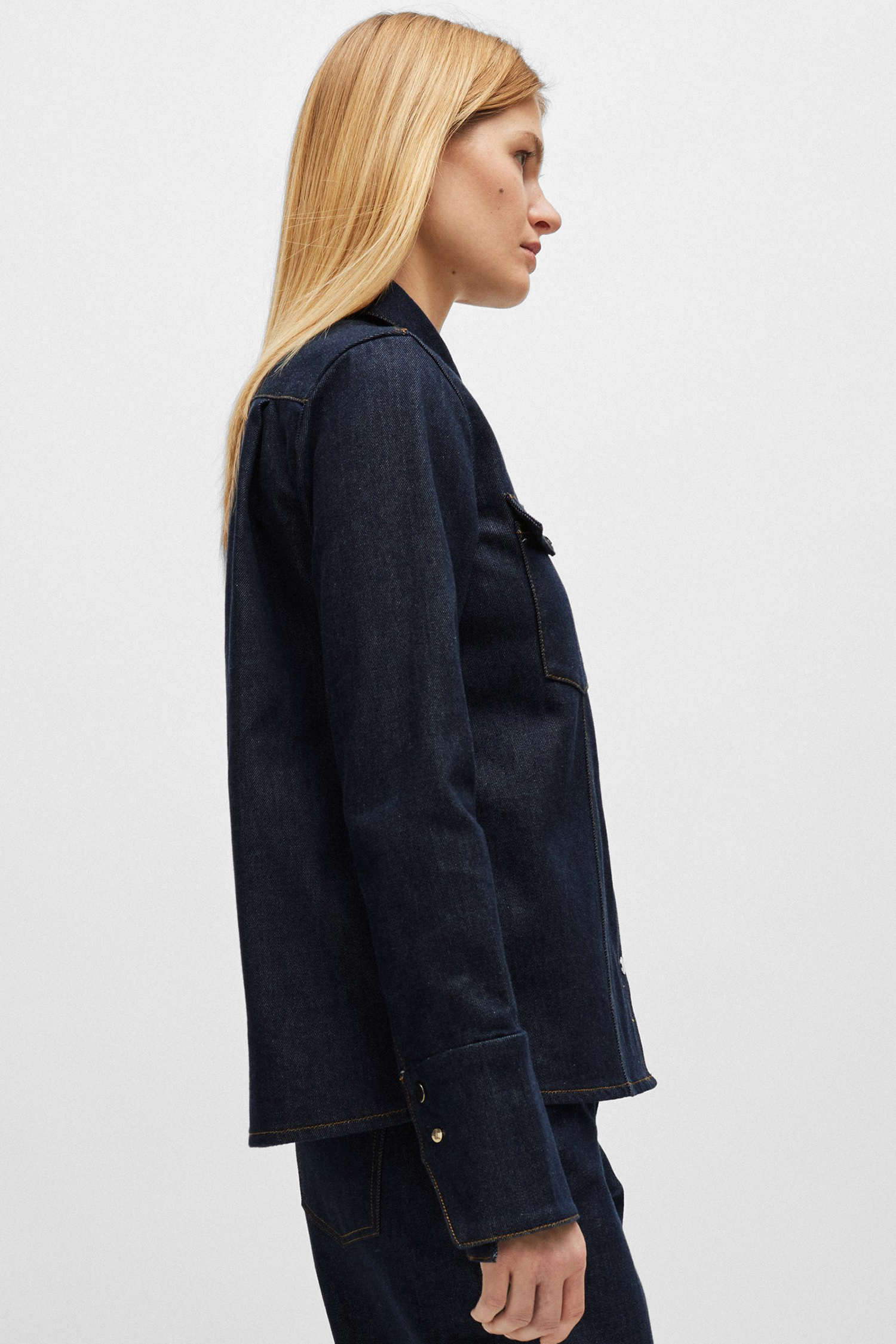 Жіноча темно-синя джинсова сорочка BOSS 50513315;400