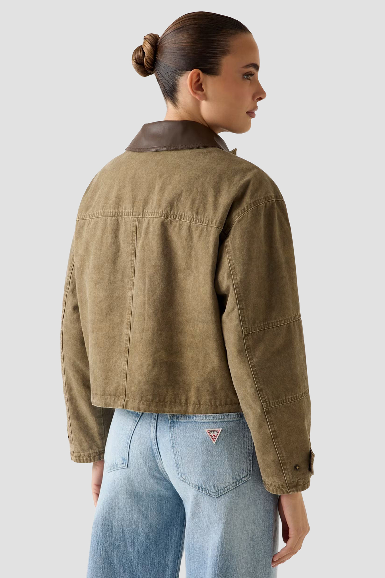 Жіноча коричнева куртка Guess W6RL51.WL372;F8BC