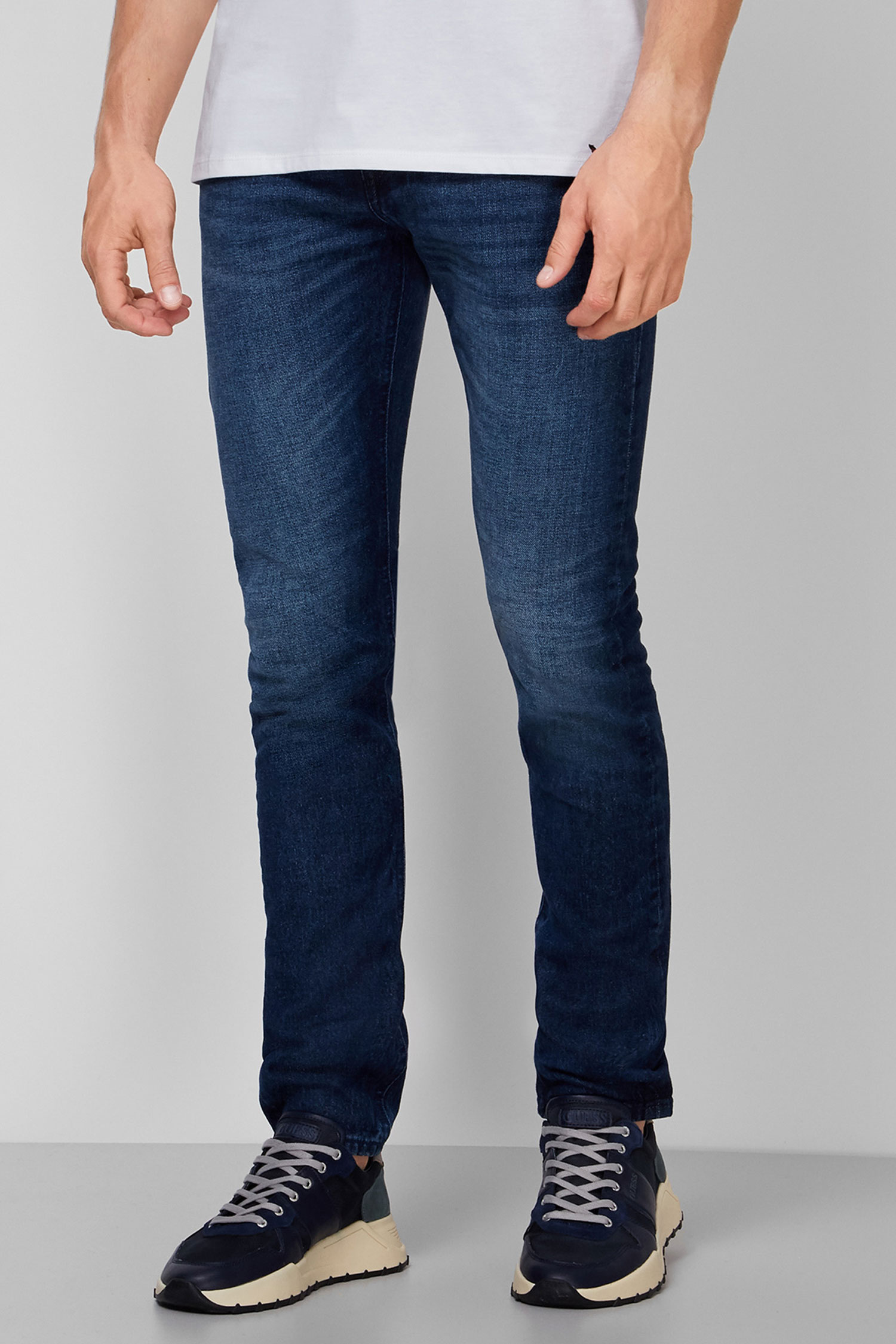 Мужские темно-синие джинсы Chris Guess M0YA27.D4321;JUN1
