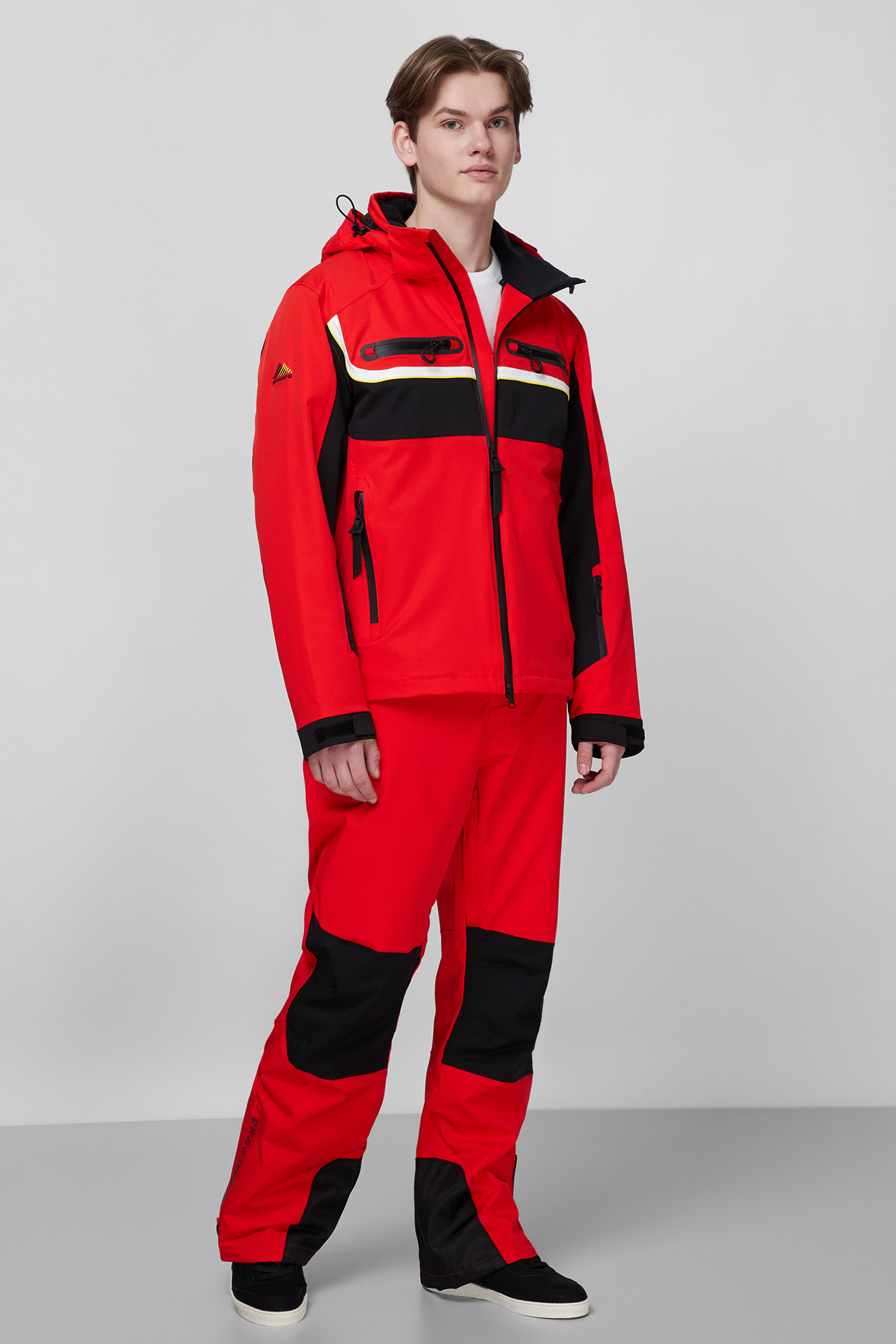 Красная лыжная куртка для парней SuperDry MS110030A;OMG