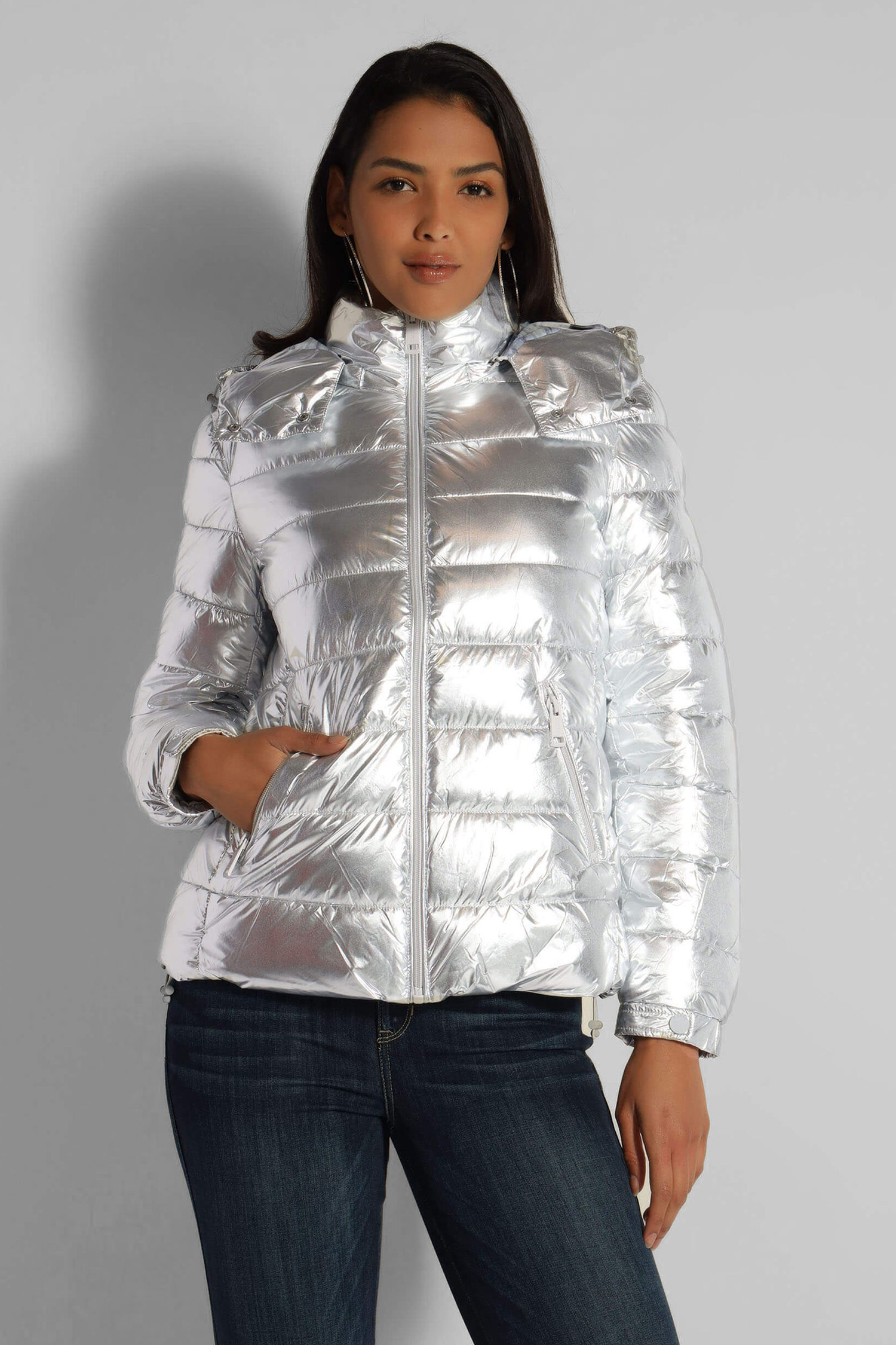 Женская серебристая куртка Guess W2BL26.WEWC0;F9HV