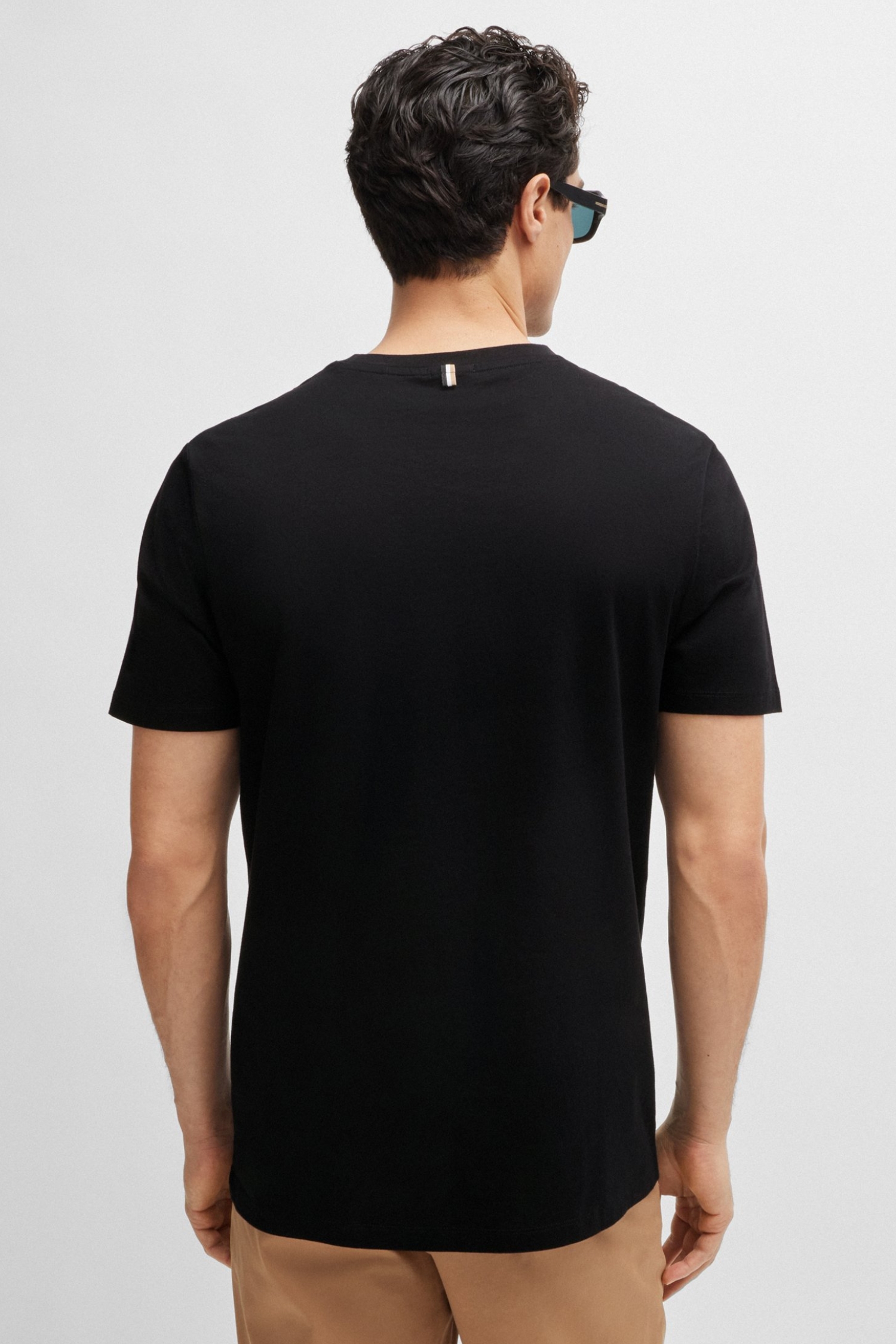 Мужская черная футболка BOSS 50468395;001