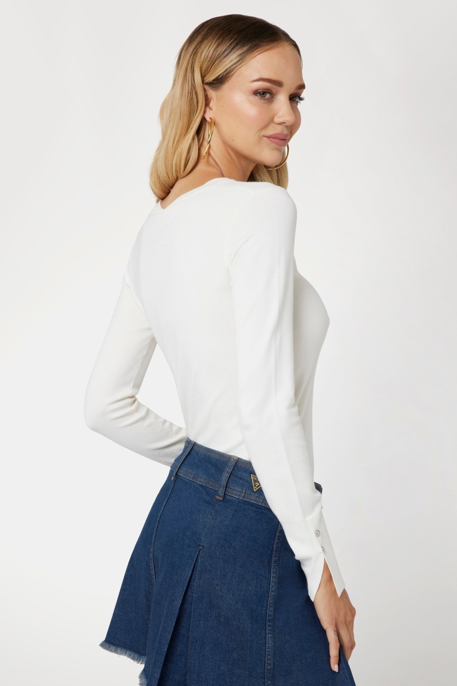 Жіночий білий джемпер Guess W2YR30.Z2V62;G012